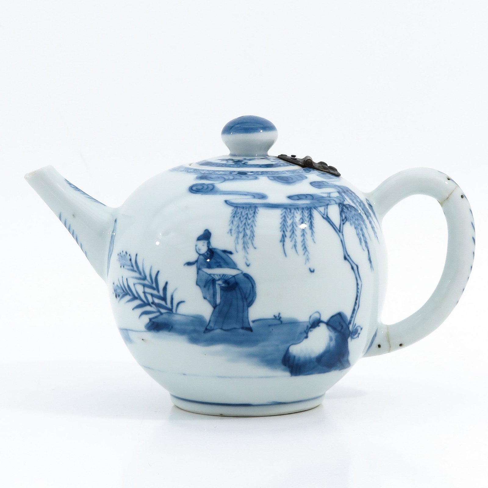 A Blue and White Teapot: Depicting Chinese figures in garden, 14 cm. tall, in diverse conditions.