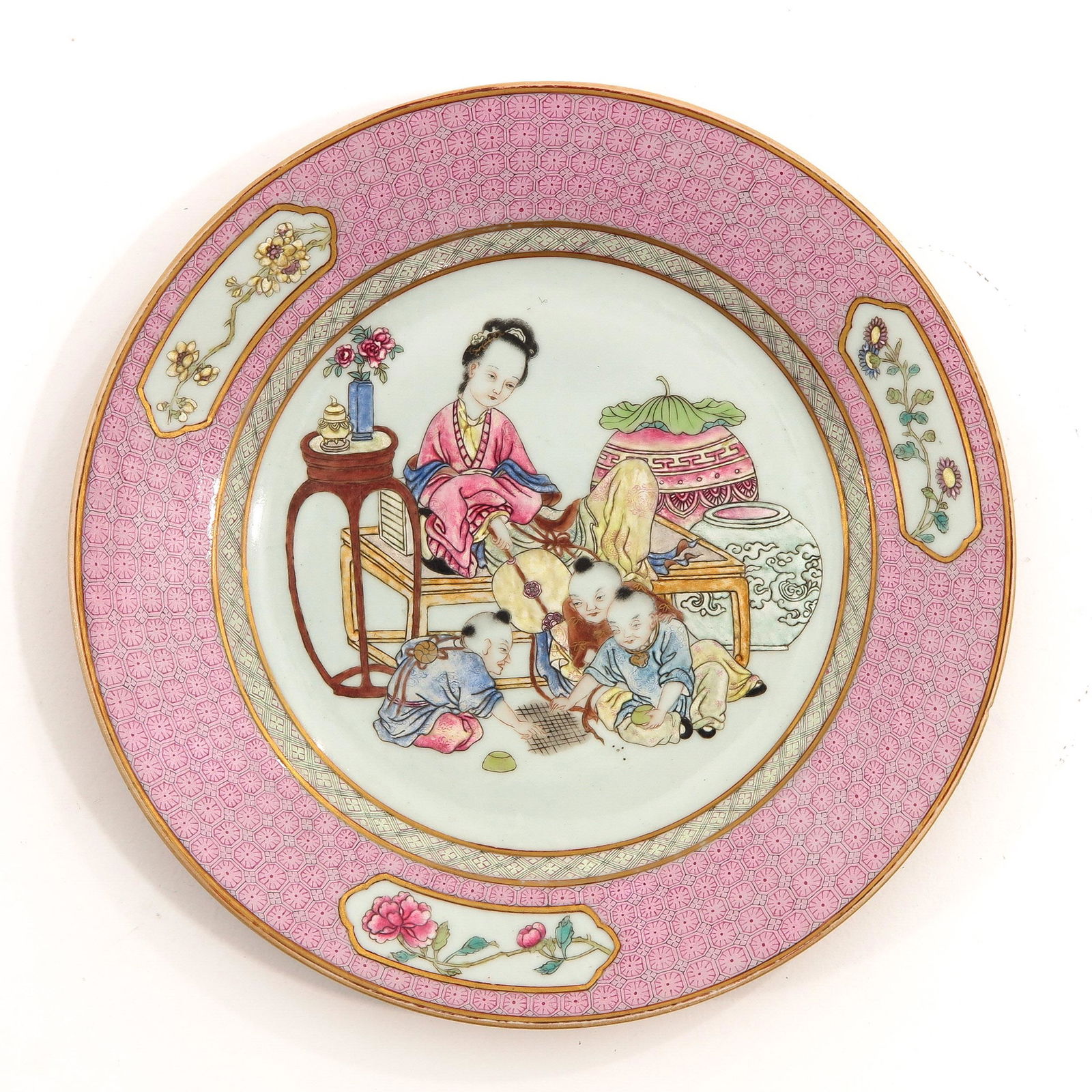 A Famille Rose Ruby Back Plate (1 of 5)