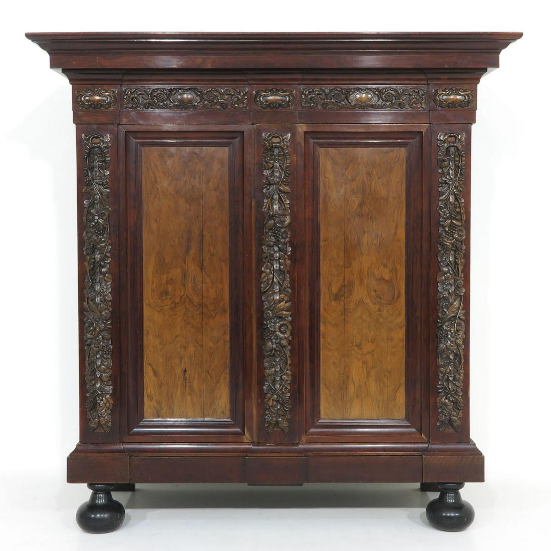 An 18th Century Cushion Cabinet or Kussenkast: 192 x 200 x 77 cm.