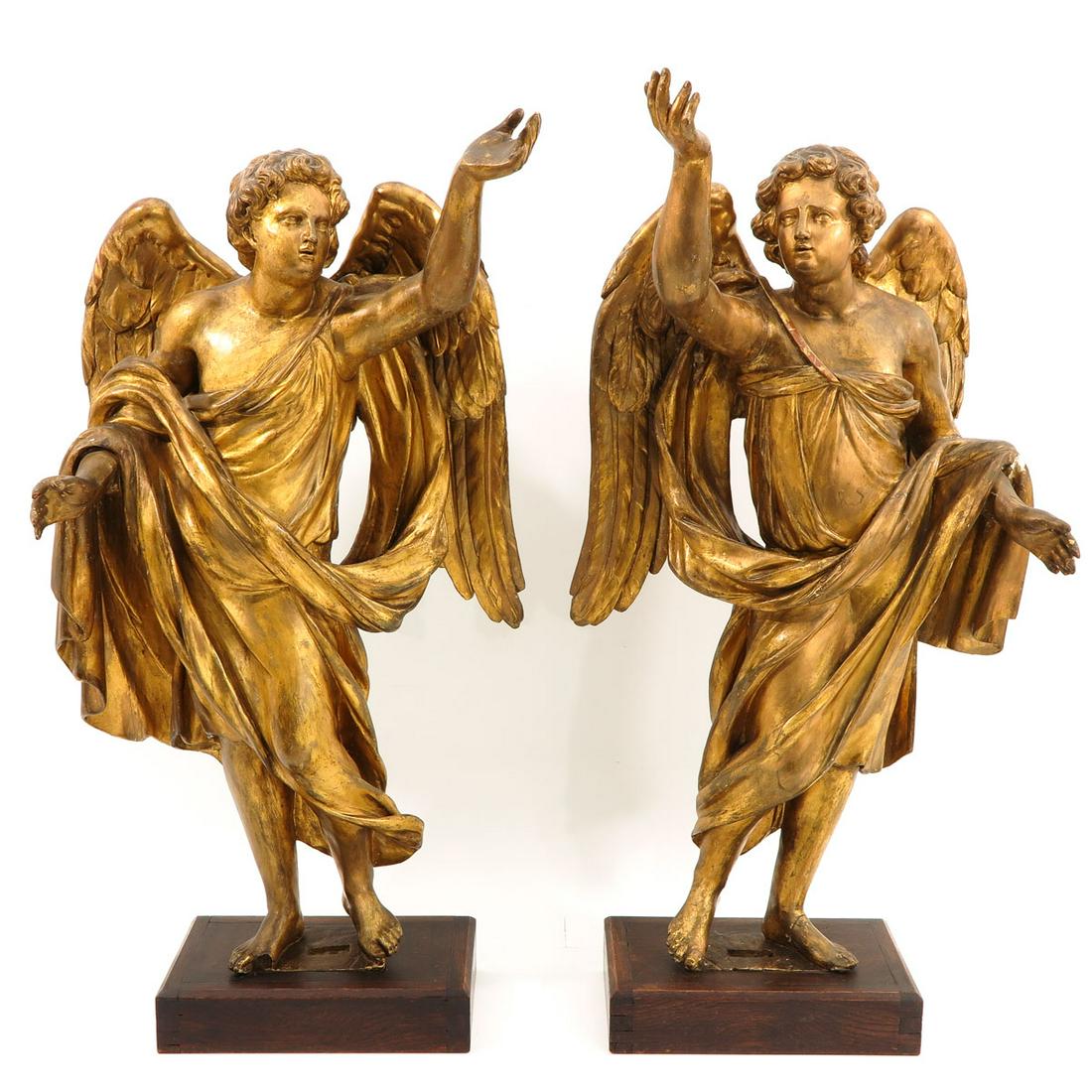 A Pair of Gilt Wood Angels Circa 1800 (1 of 10)