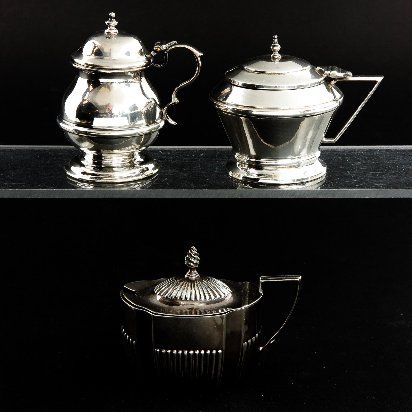 A Collection of 3 Silver Mustard Pots: England, 1st degree silver.