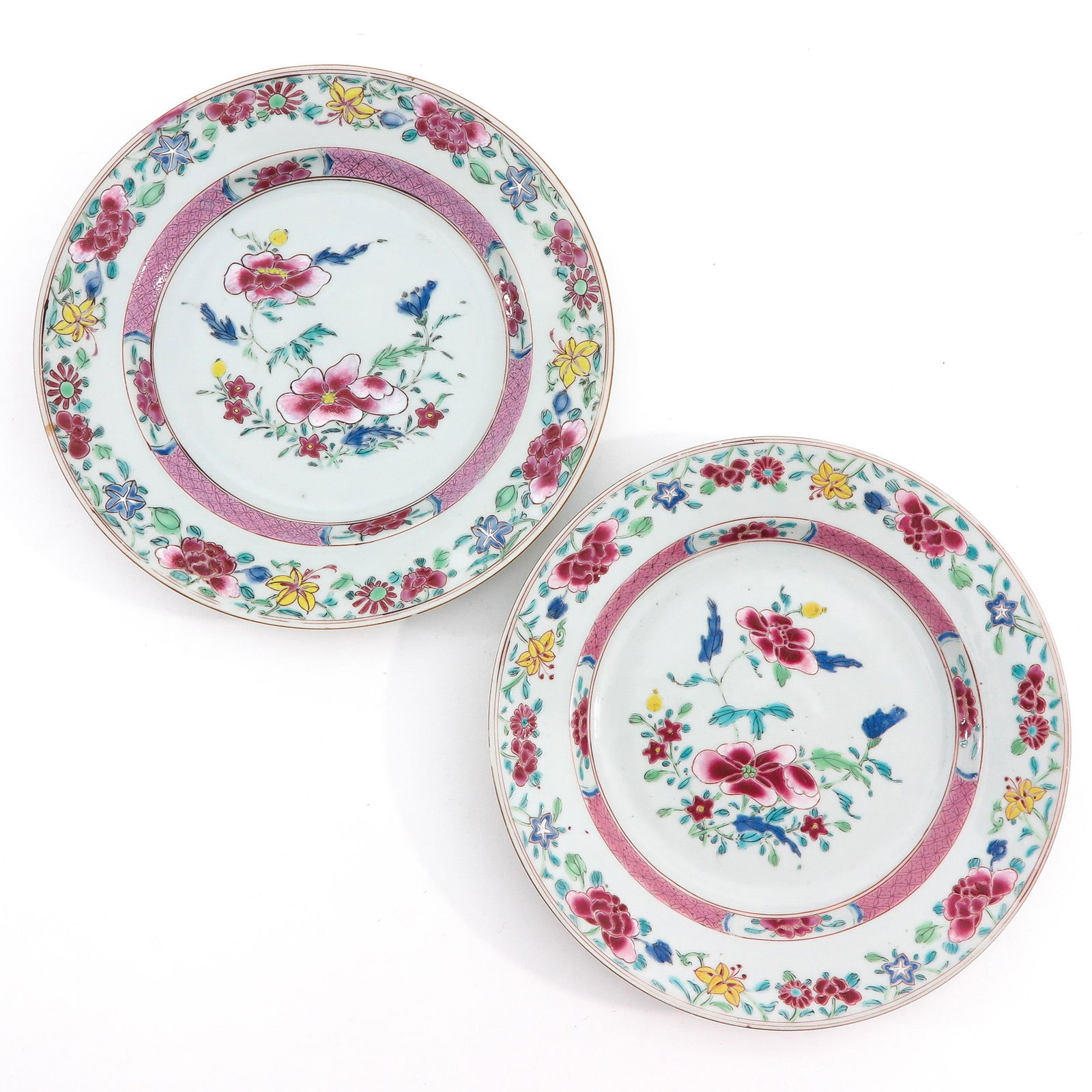 A Lot of 2 Famille Rose Plates (1 of 9)