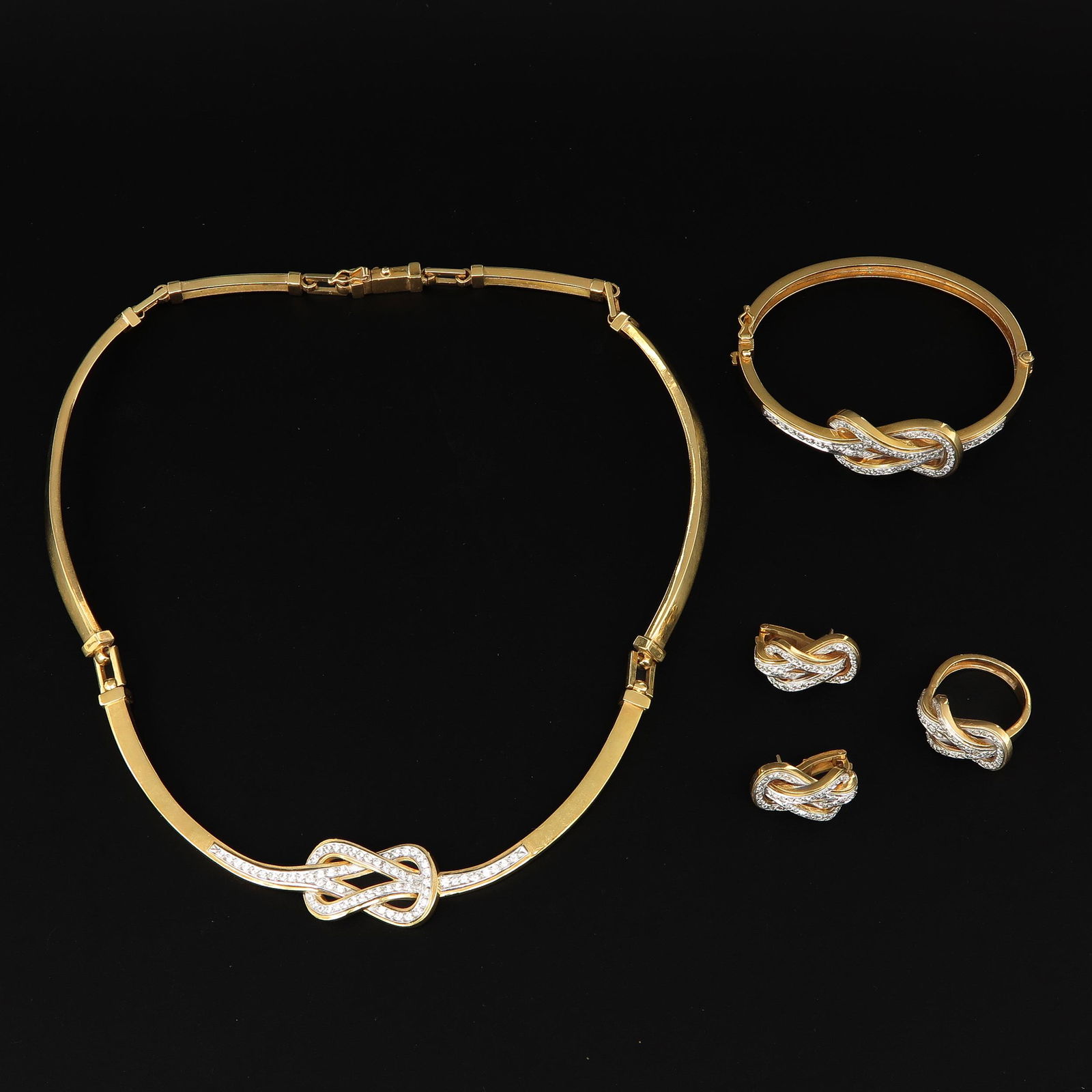 A Collection of 18KG Diamond Jewelry (1 of 7)