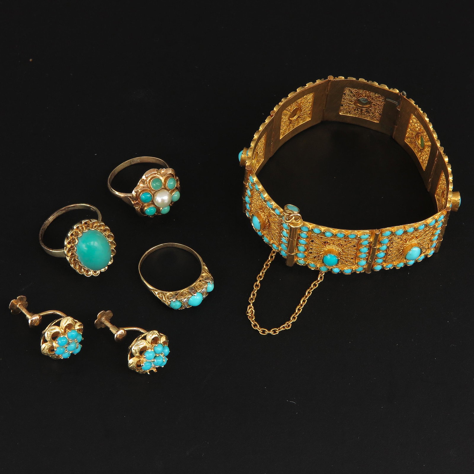 A Collection of Jewelry: Including 14KG gold and turqoise.