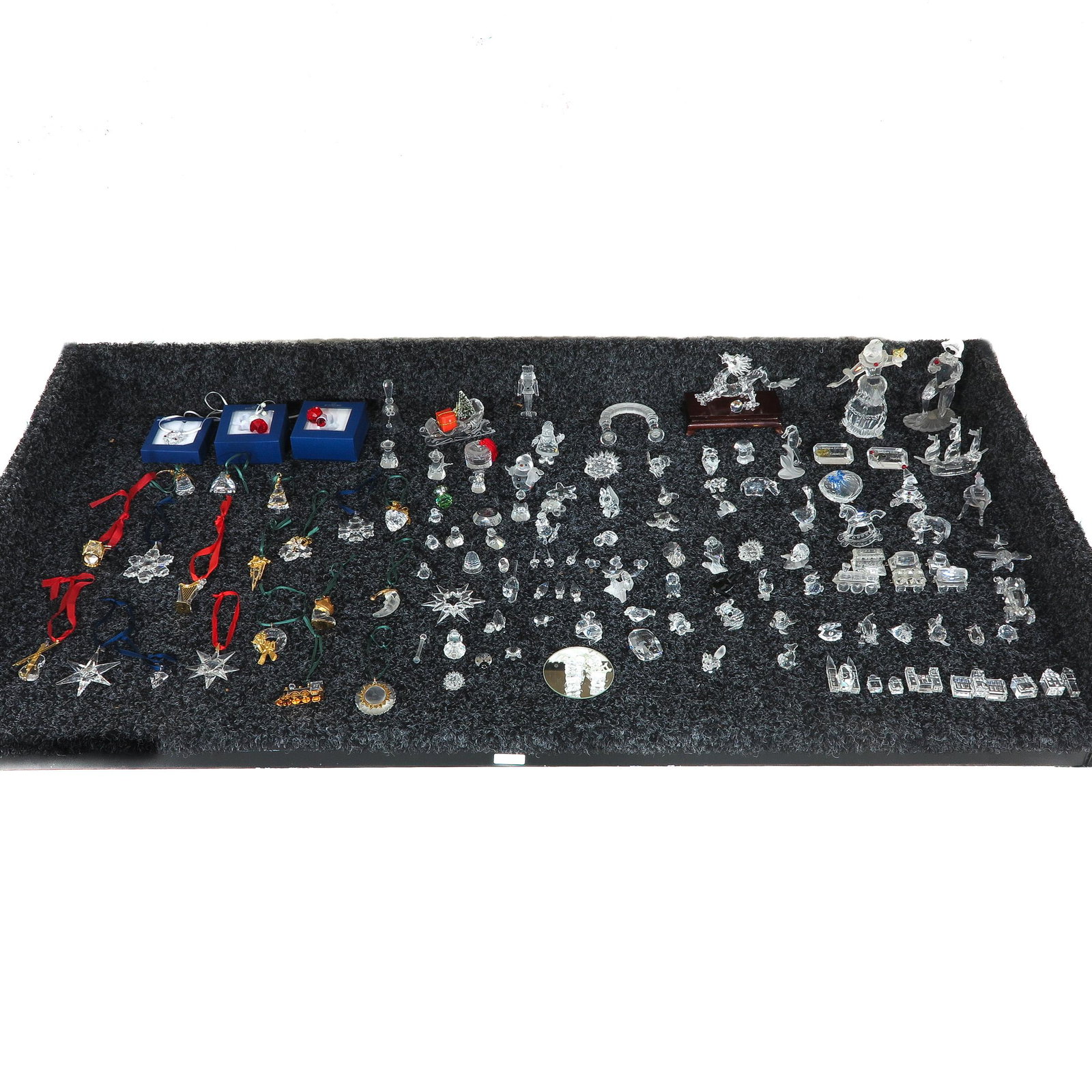 A Collection of Swarovski: Including Christmas Editions, this lot will not be shipped.