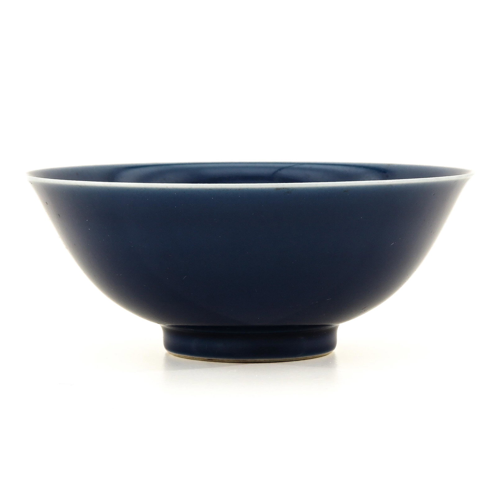A Blue Glaze Bowl: Yongzheng mark, 17 cm. in diameter.
