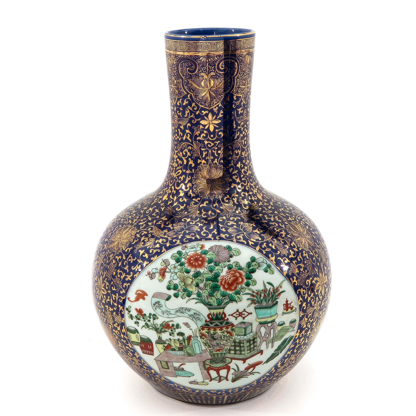 A Large Bottle Vase (1 of 10)