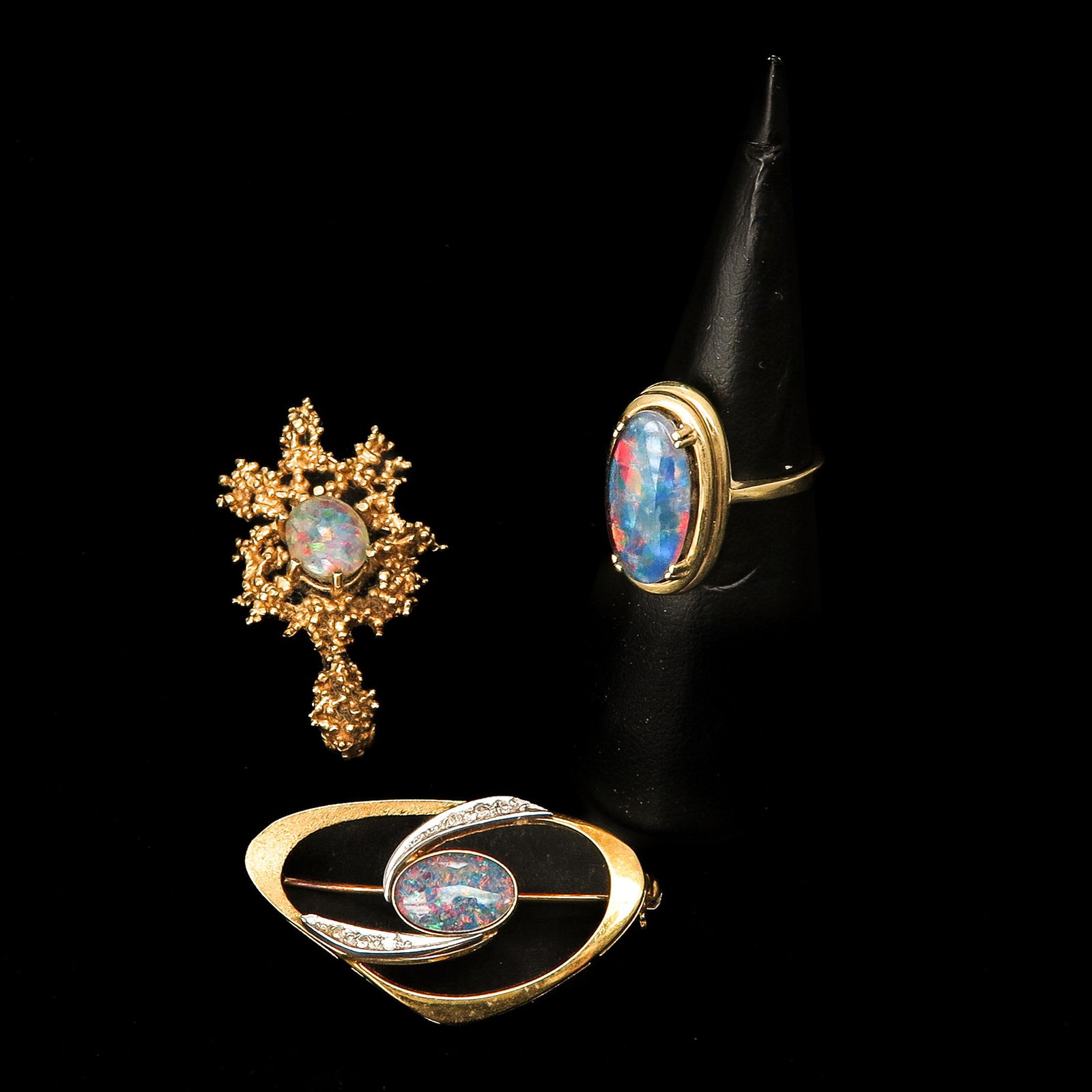 A Collection of Gold Jewelry (1 of 6)