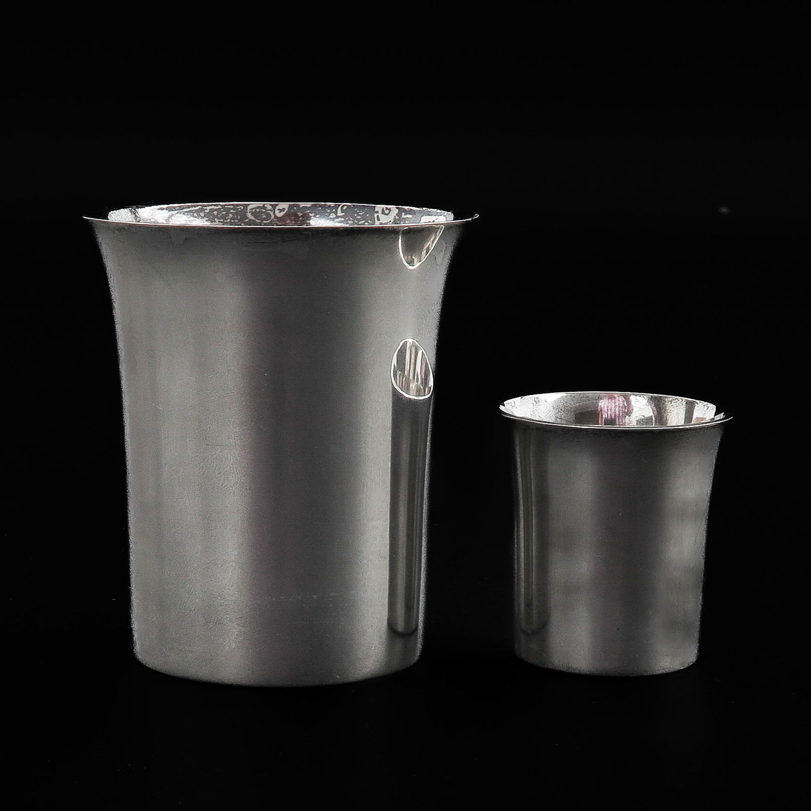 A Lot of 2 Silver Hermes Paris Cups: Tallest is 87 mm.