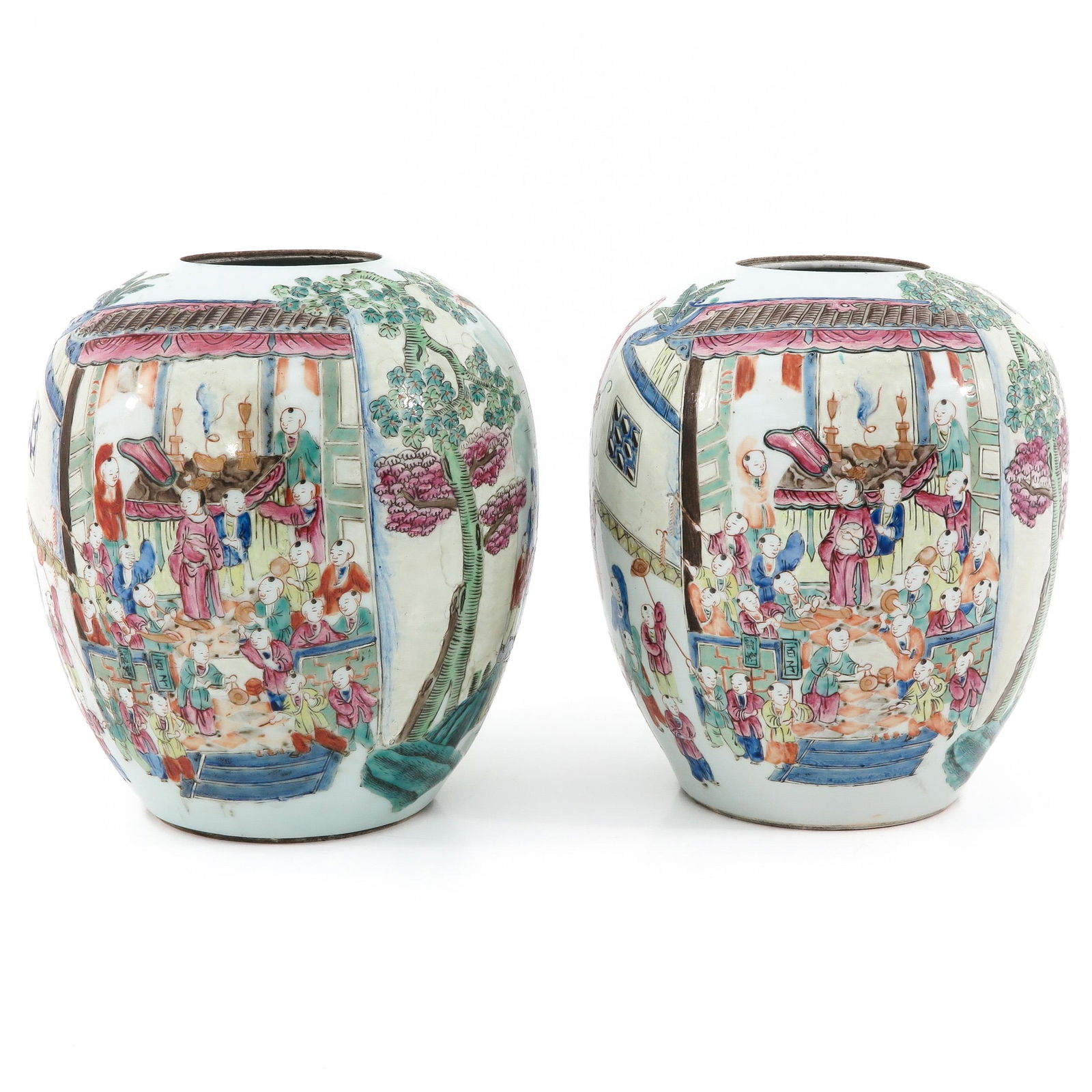 A Pair of Famille Rose Ginger Jar (1 of 10)