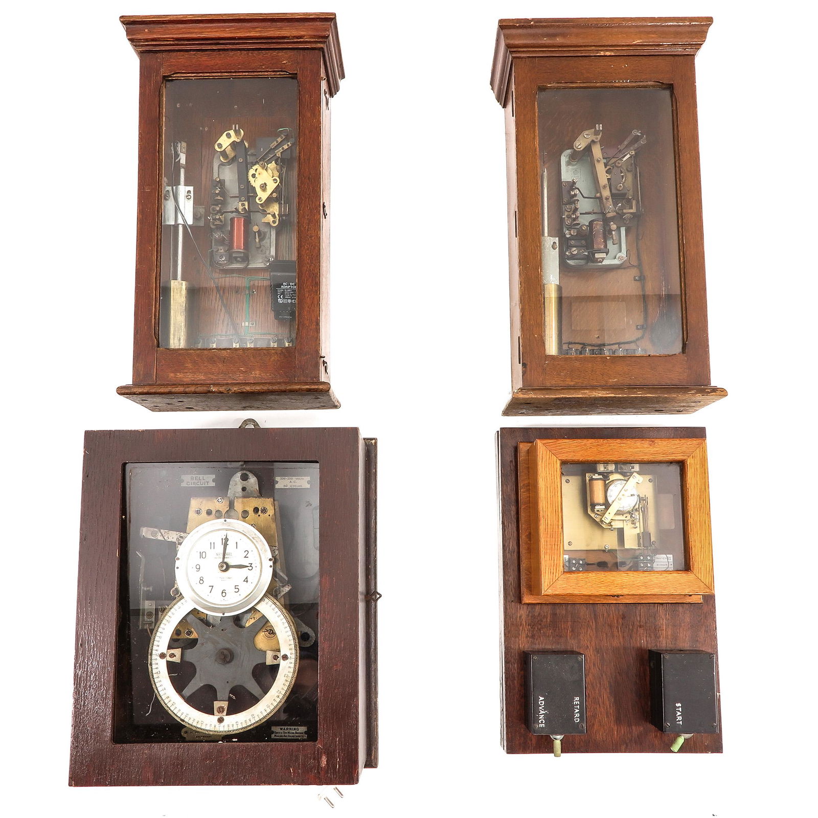 A Lot of 4 Electric Clocks (1 of 5)