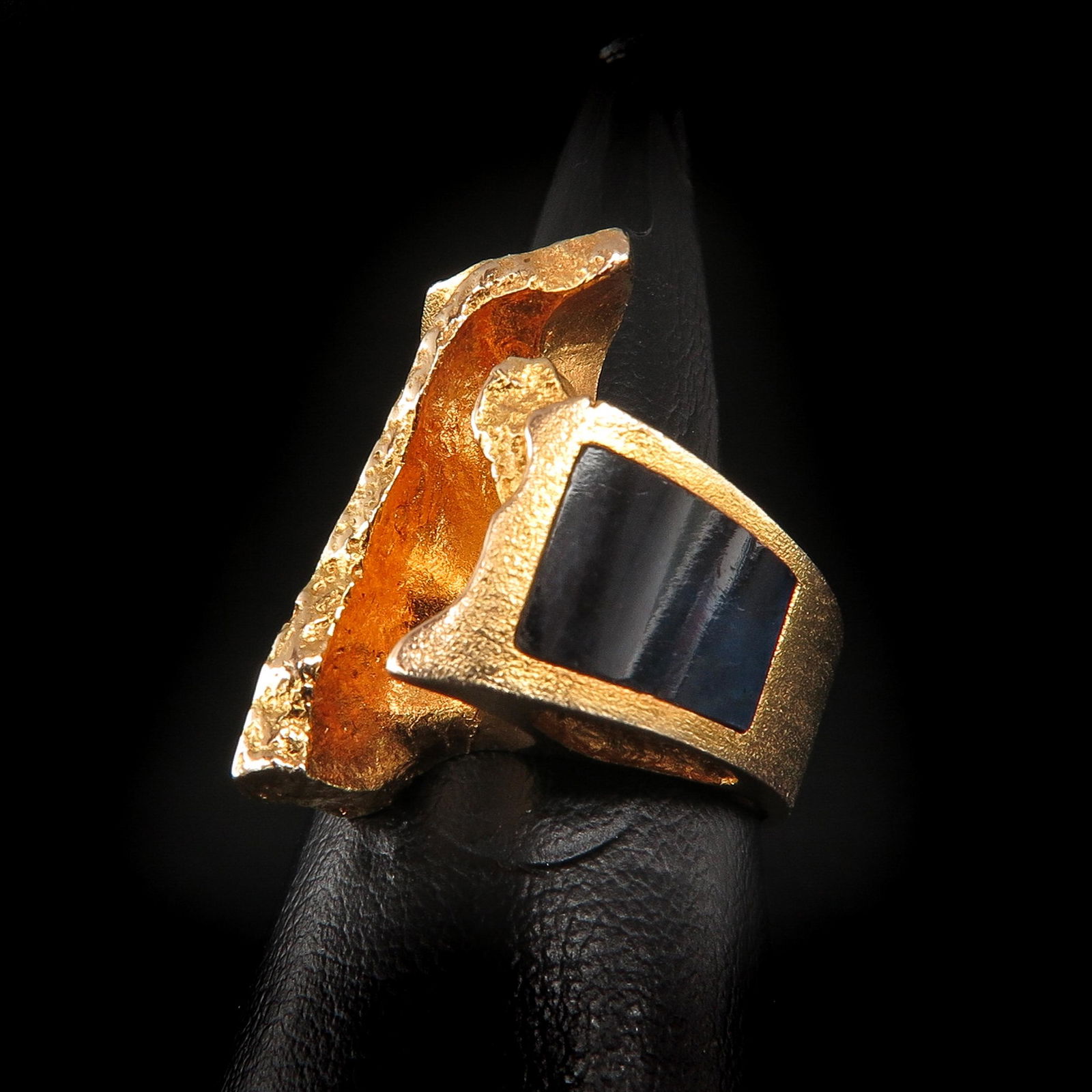 A Ladies 14KG Laponia Ring (1 of 2)