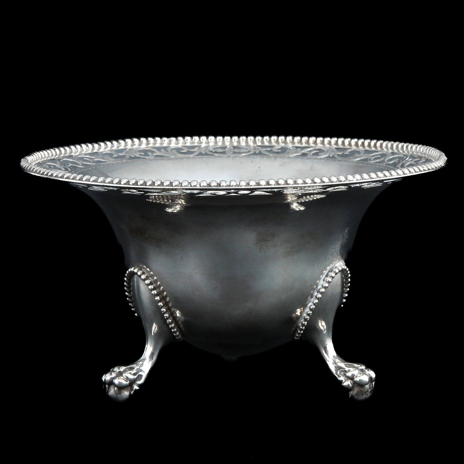 An Amsterdam Silver Almond Tray (1 of 10)