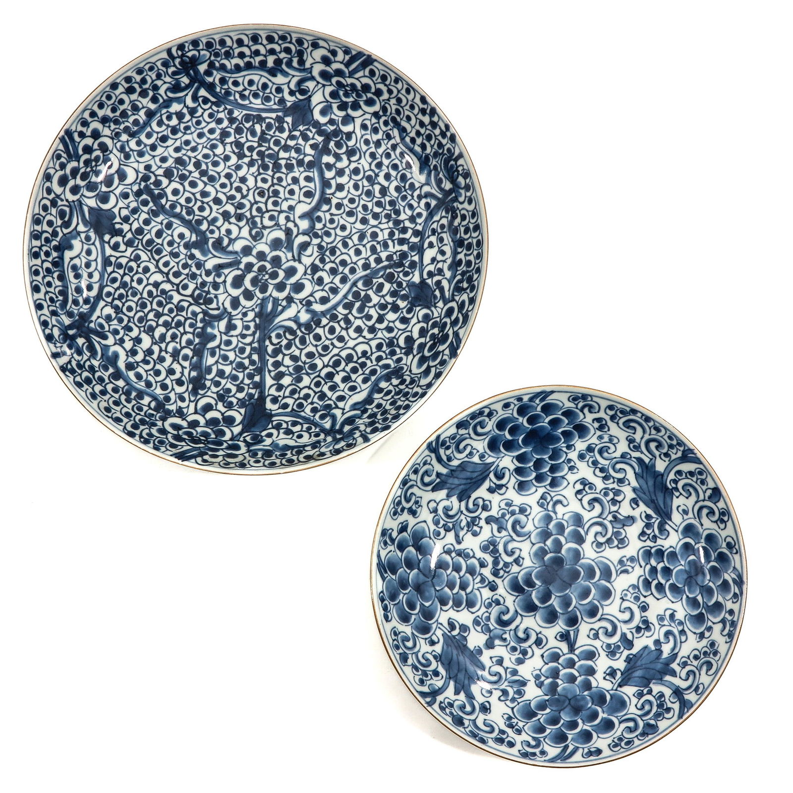 A Lot of 2 Blue and White Plates (1 of 10)