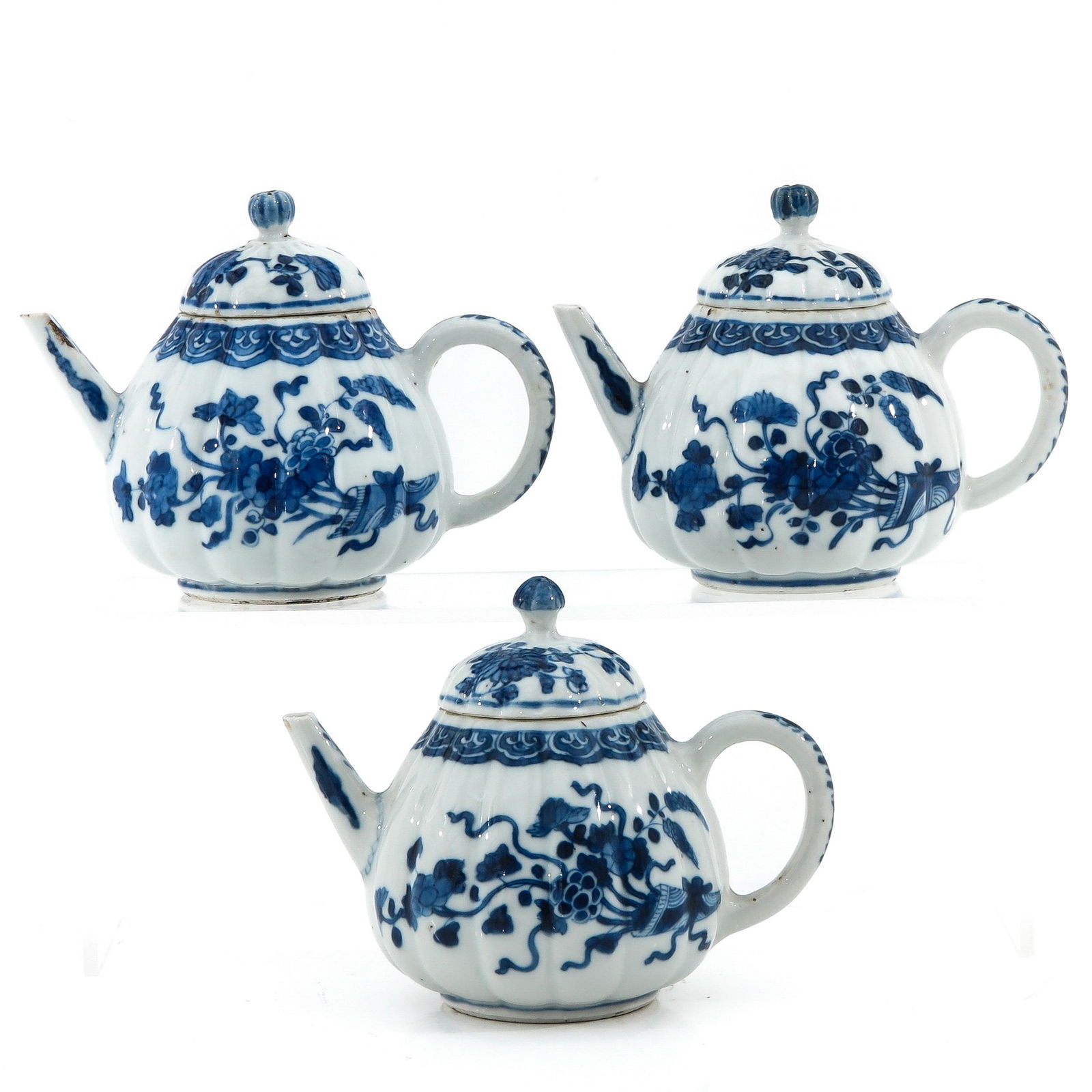 A Collection of 3 Teapots (1 of 10)