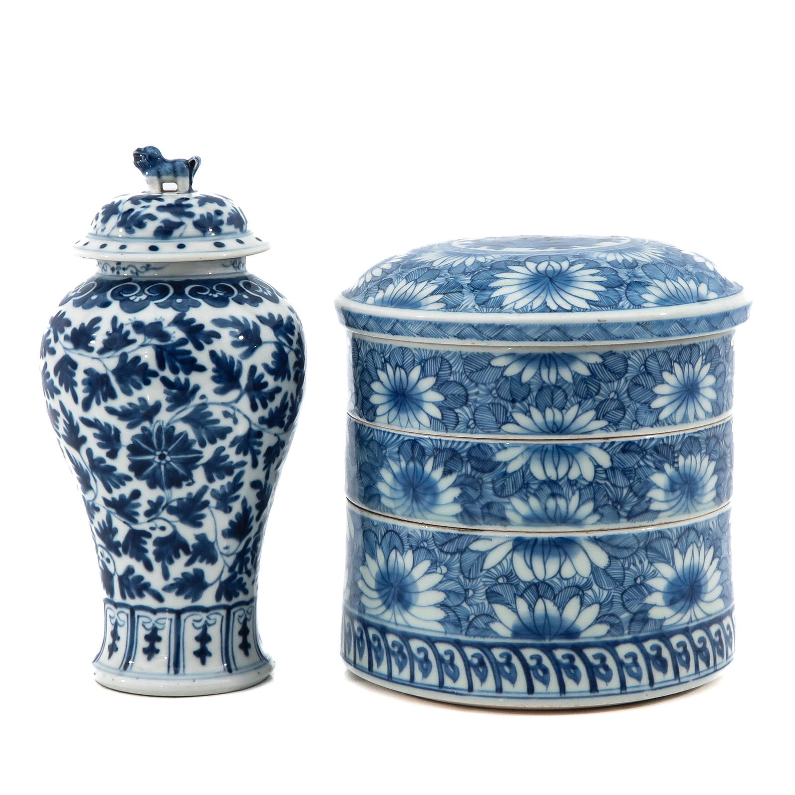 A Blue and White Vase and Stacking Tray (1 of 10)