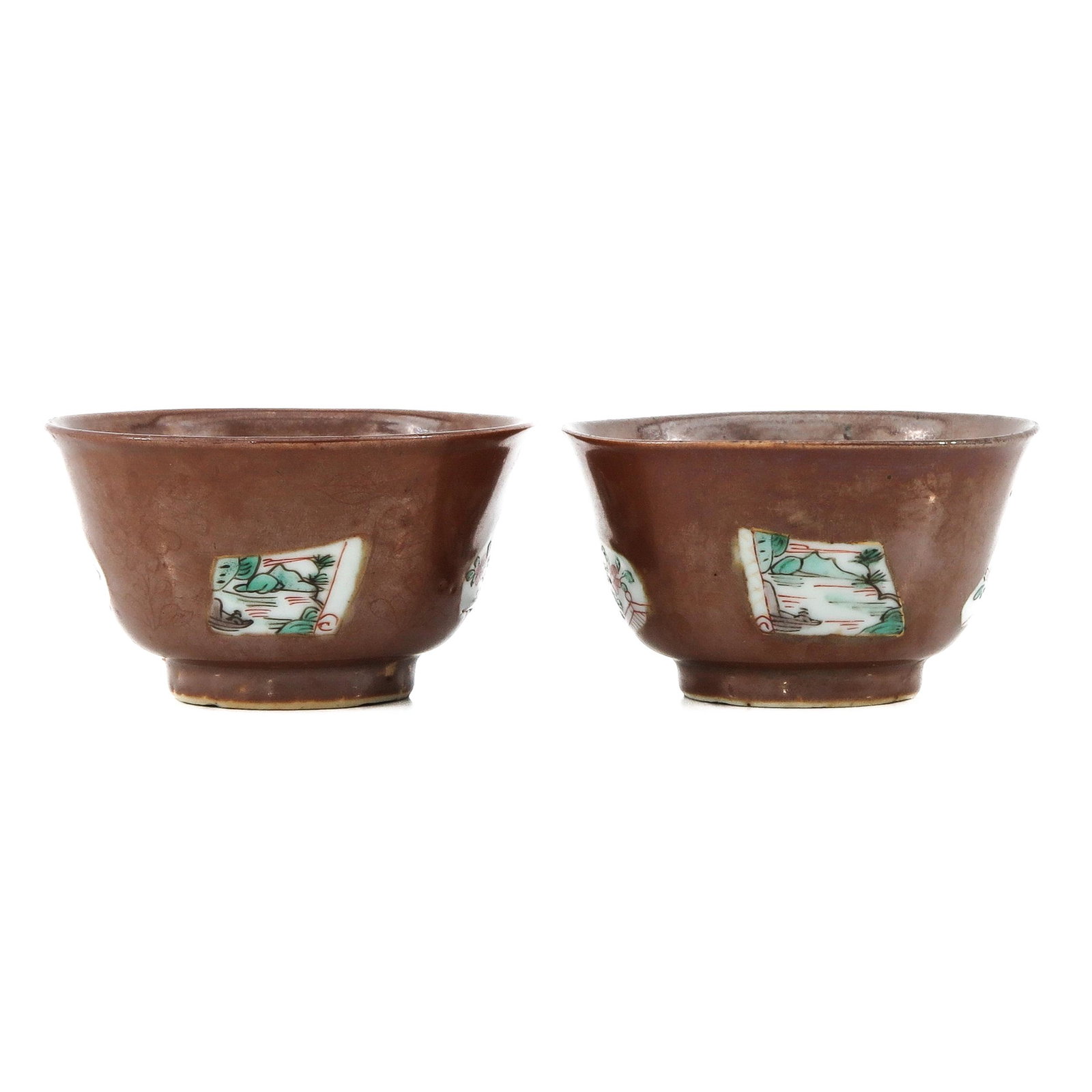A Pair of Batavianware Cups: 18th Century, 8 cm. in diameter.
