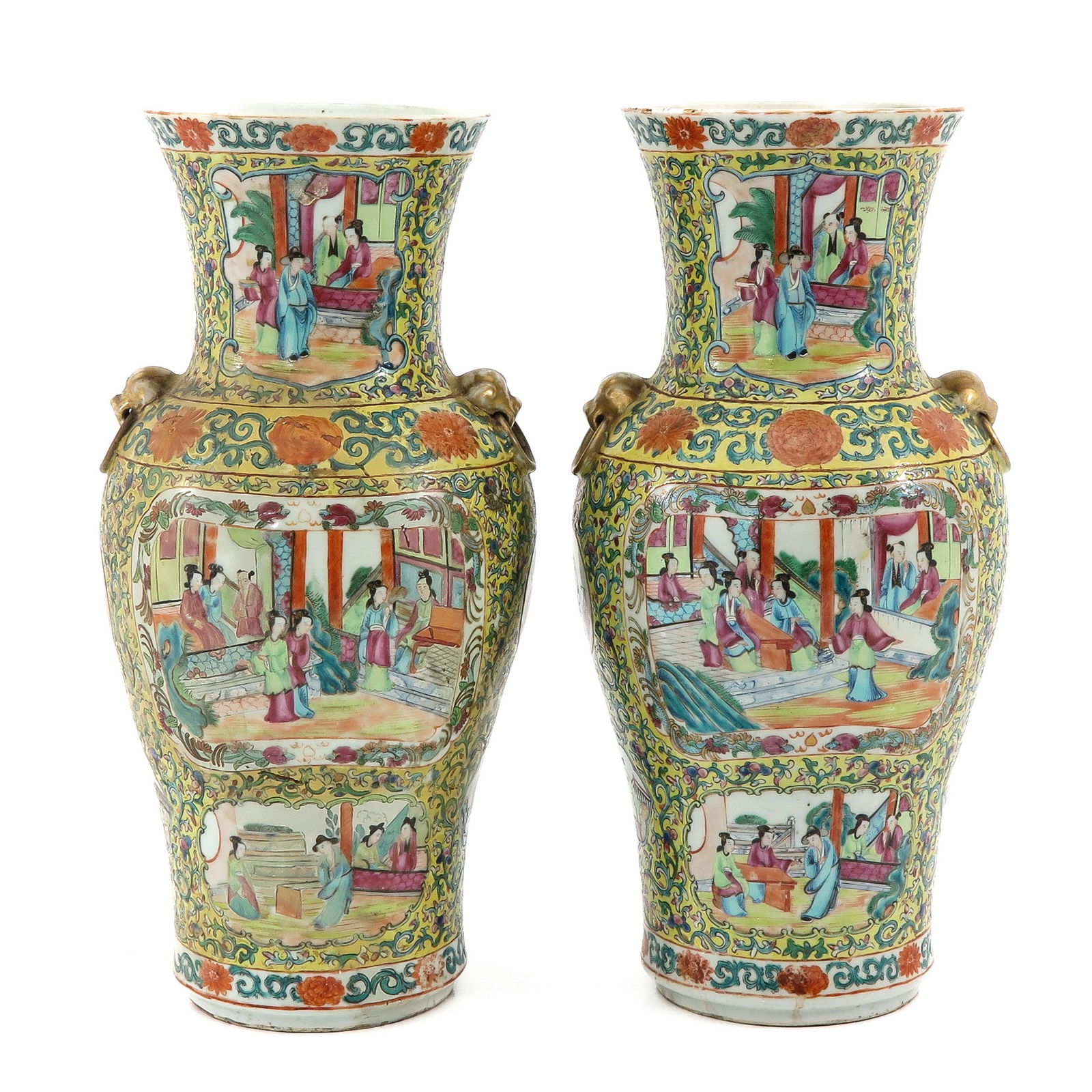 A Pair of Cantonese Vases (1 of 10)