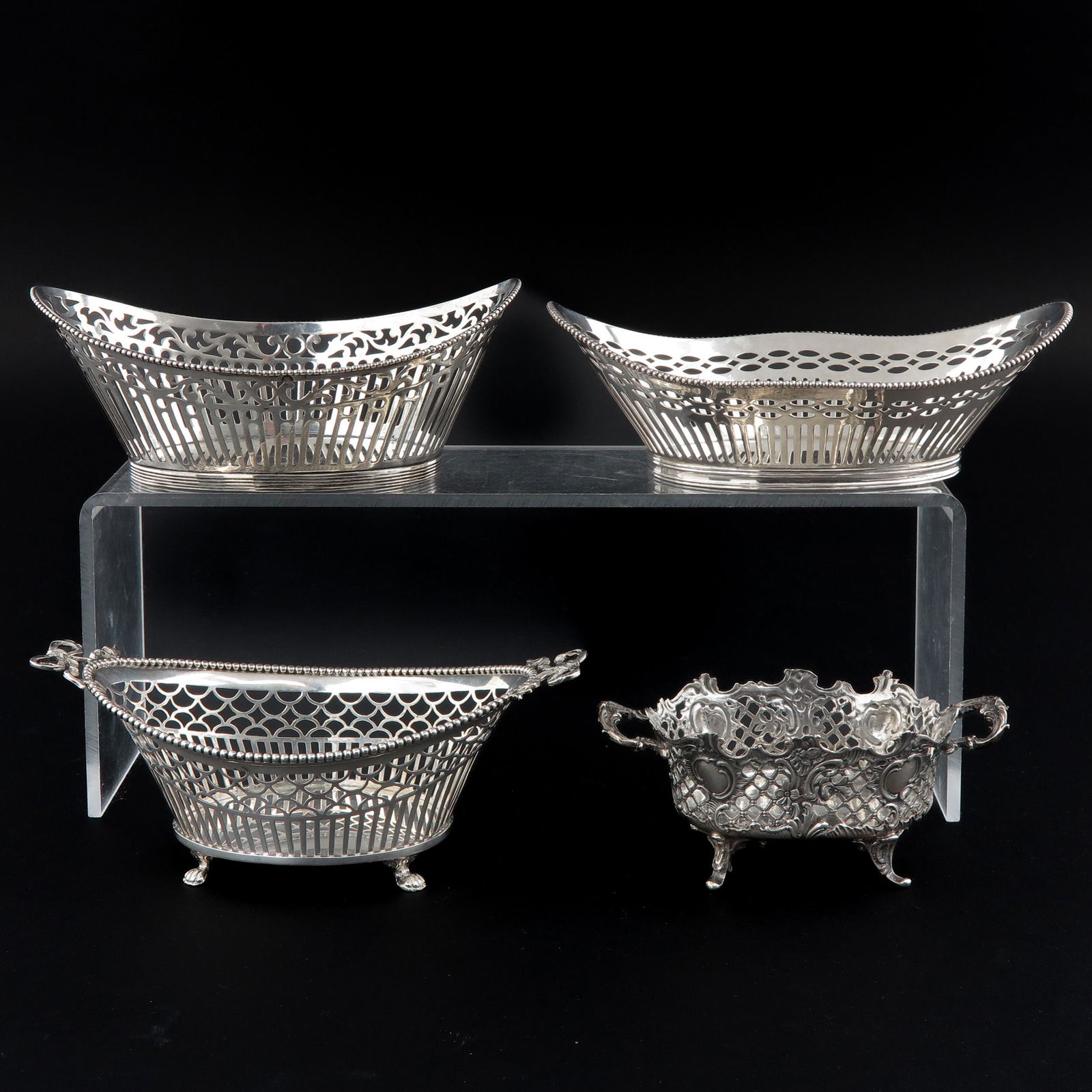 A Lot of 4 Silver Bon Bon Baskets (1 of 10)