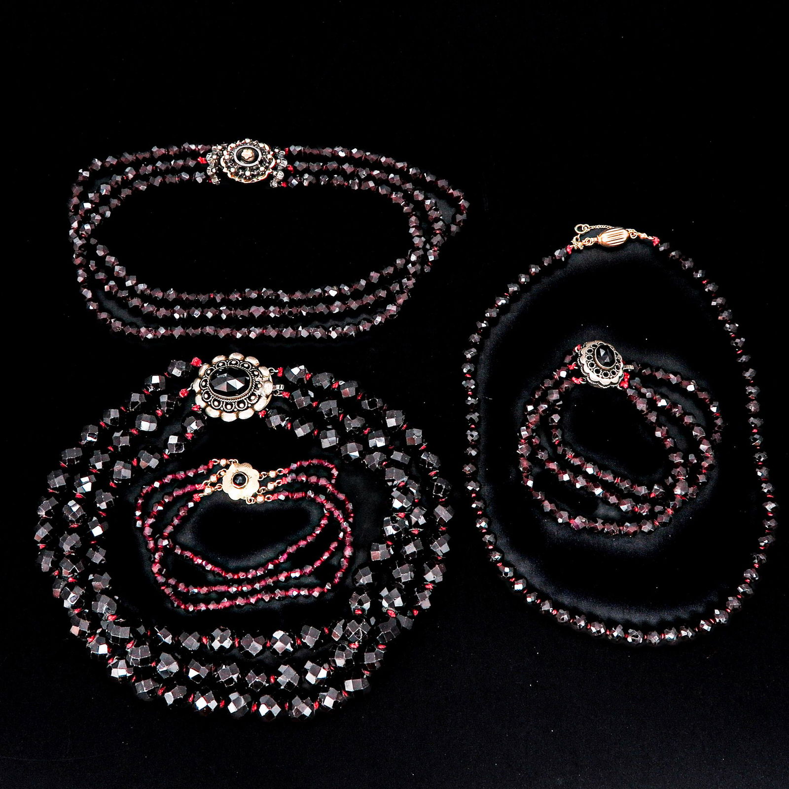 A Lot of 3 Garnet Necklaces and Garnet Bracelet (1 of 6)