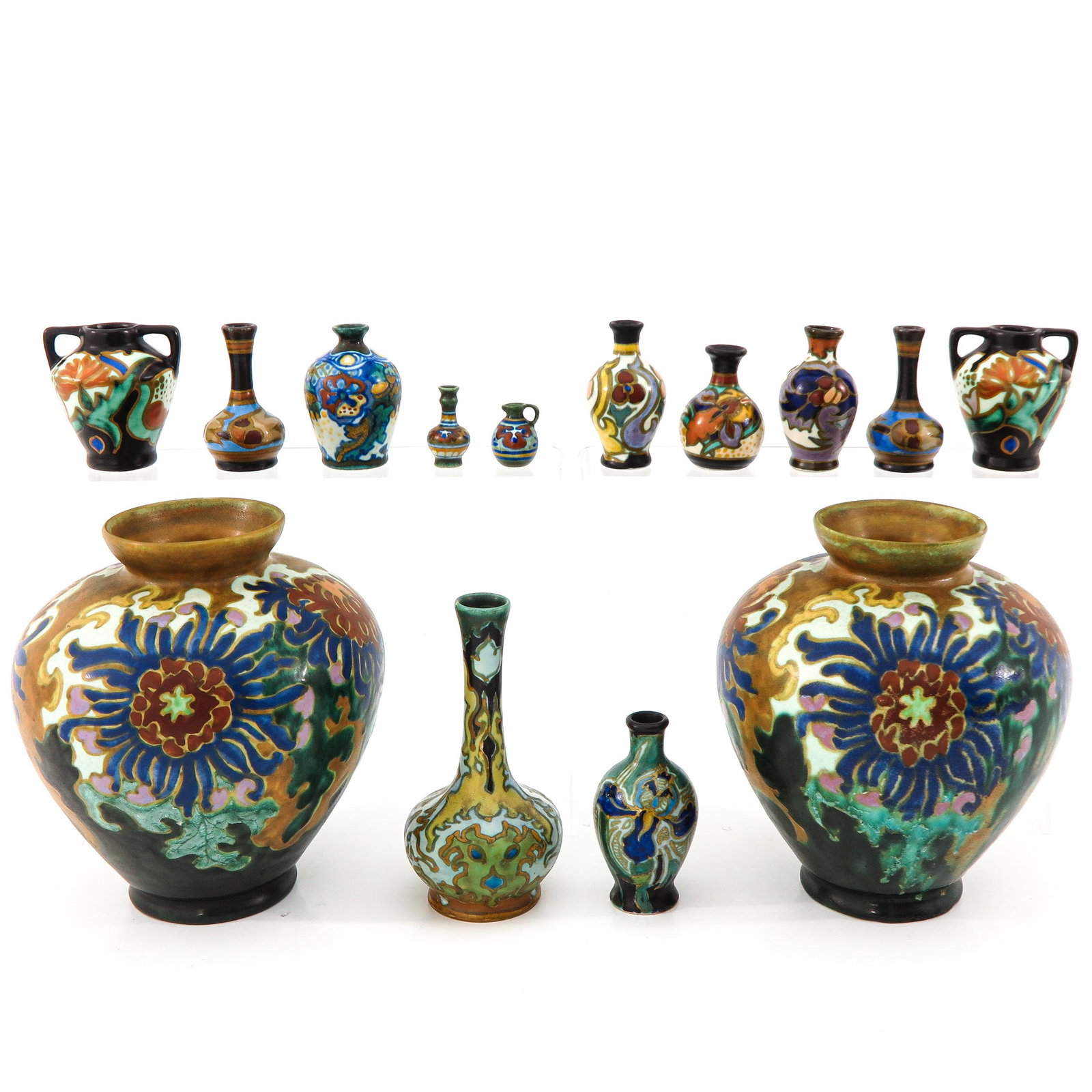 A Collection of Pottery: 14 pieces, including Amphora Holland, tallest piece is 18 cm.