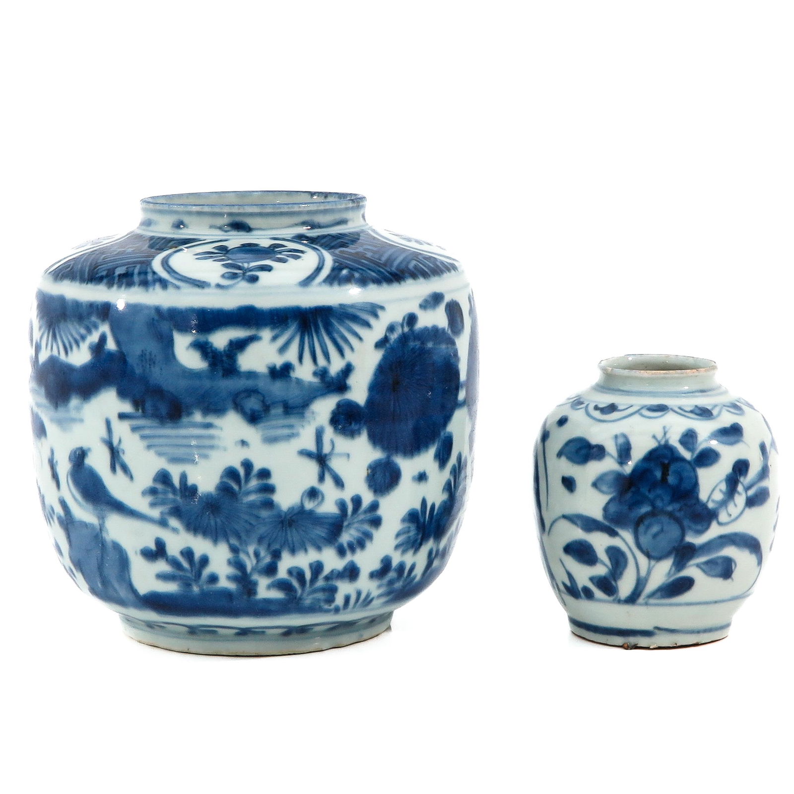 A Lot of 2 Blue and White Jars (1 of 10)