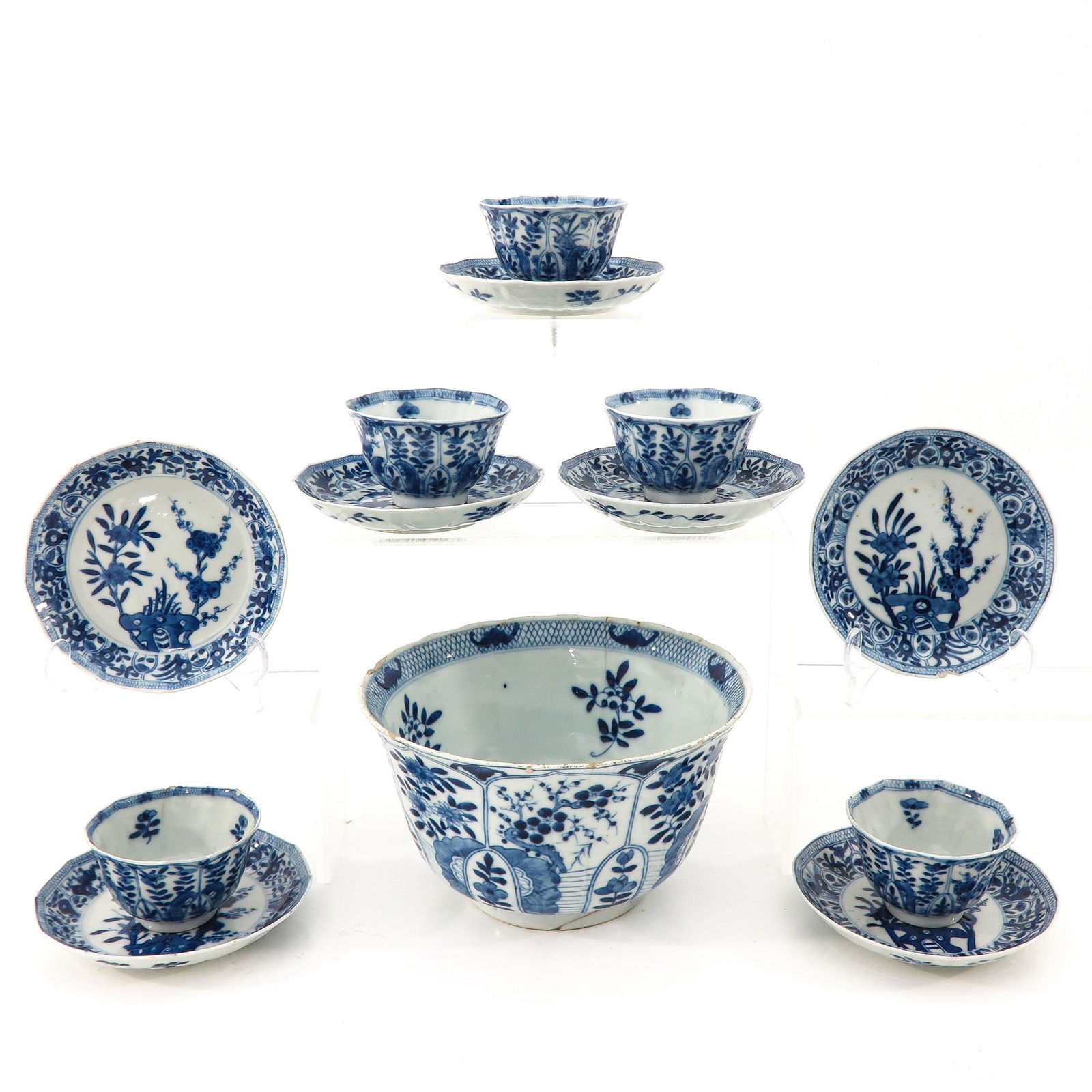 A Collection of Porcelain (1 of 10)