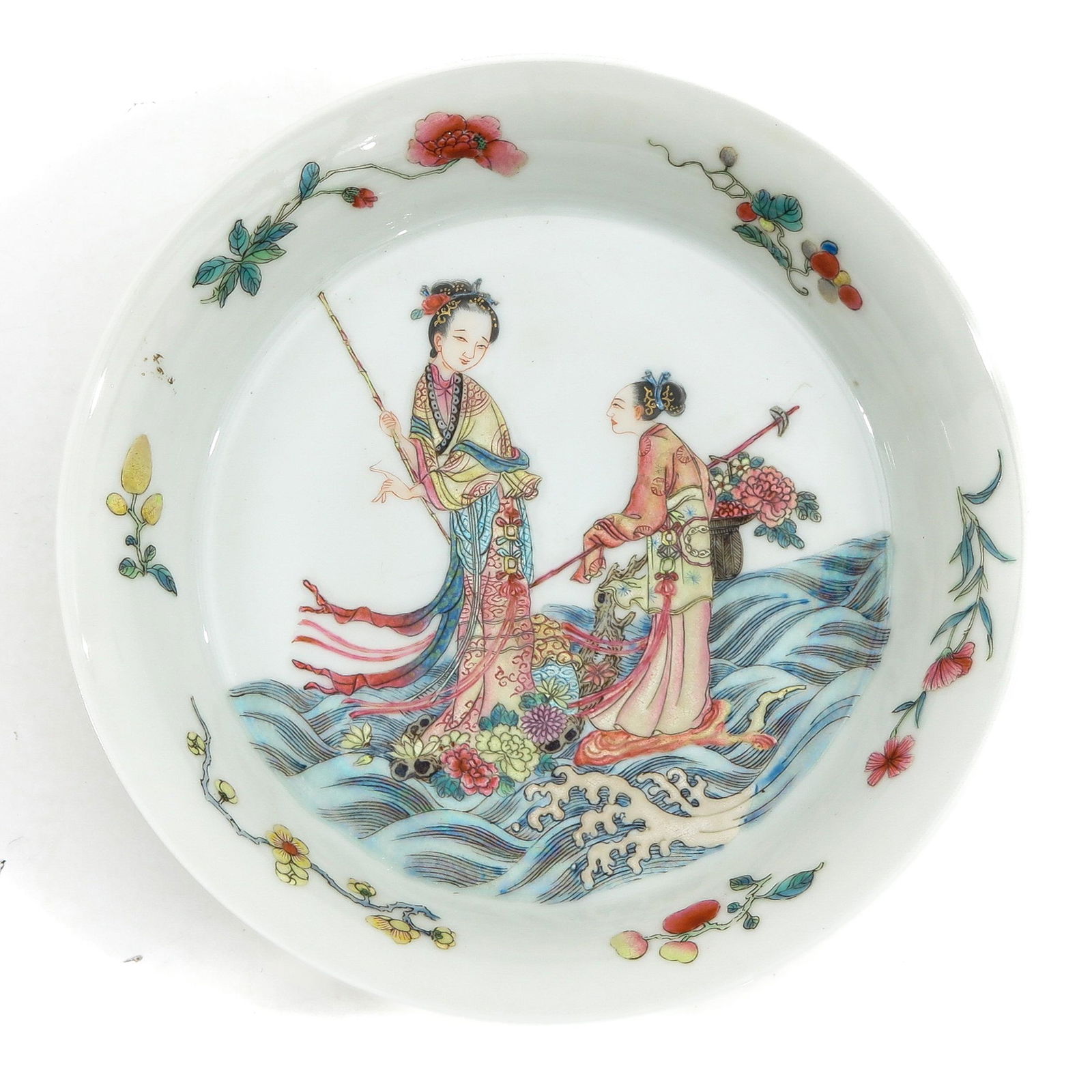 A Small Famille Rose Dish (1 of 5)