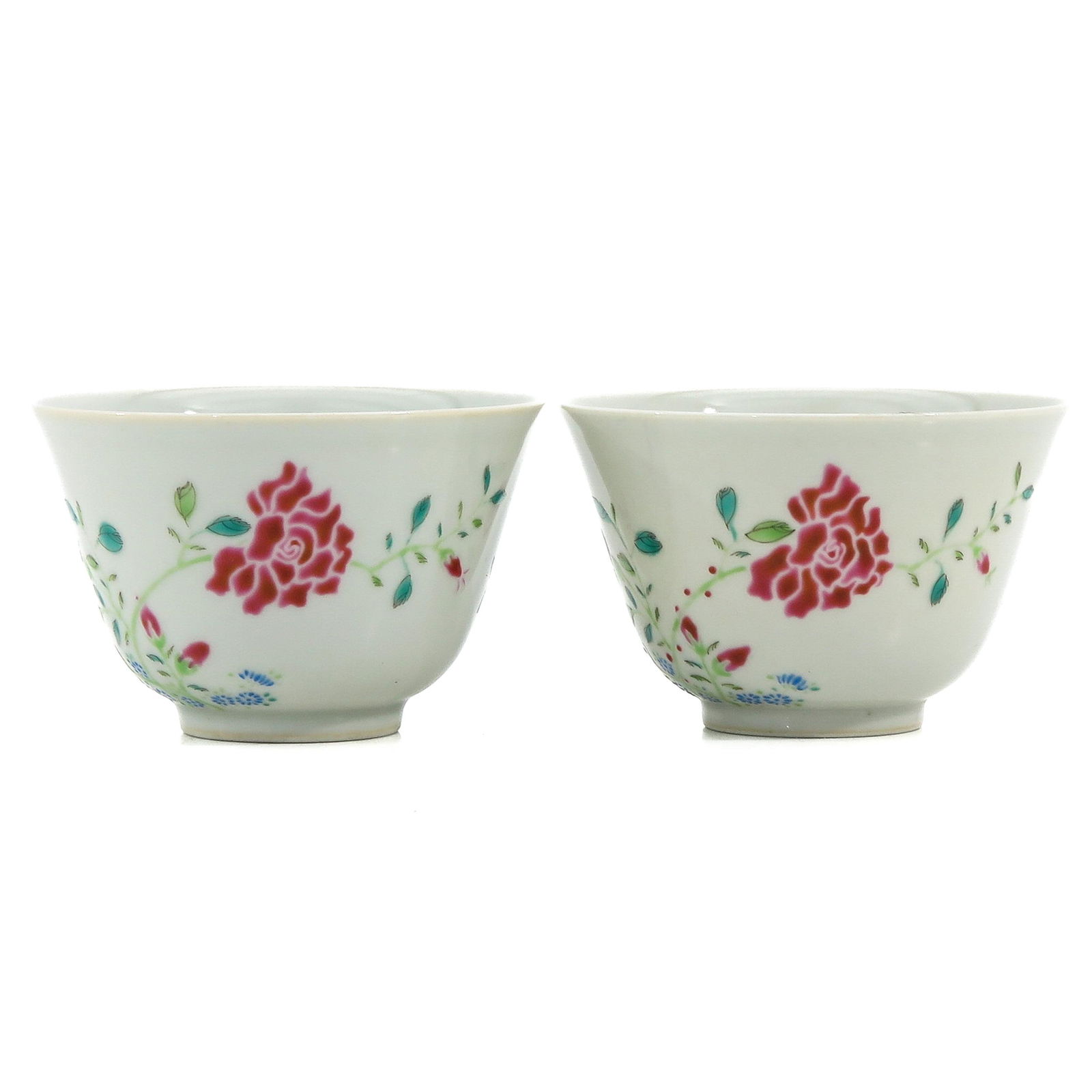 A Pair of Famille Rose Cups (1 of 9)