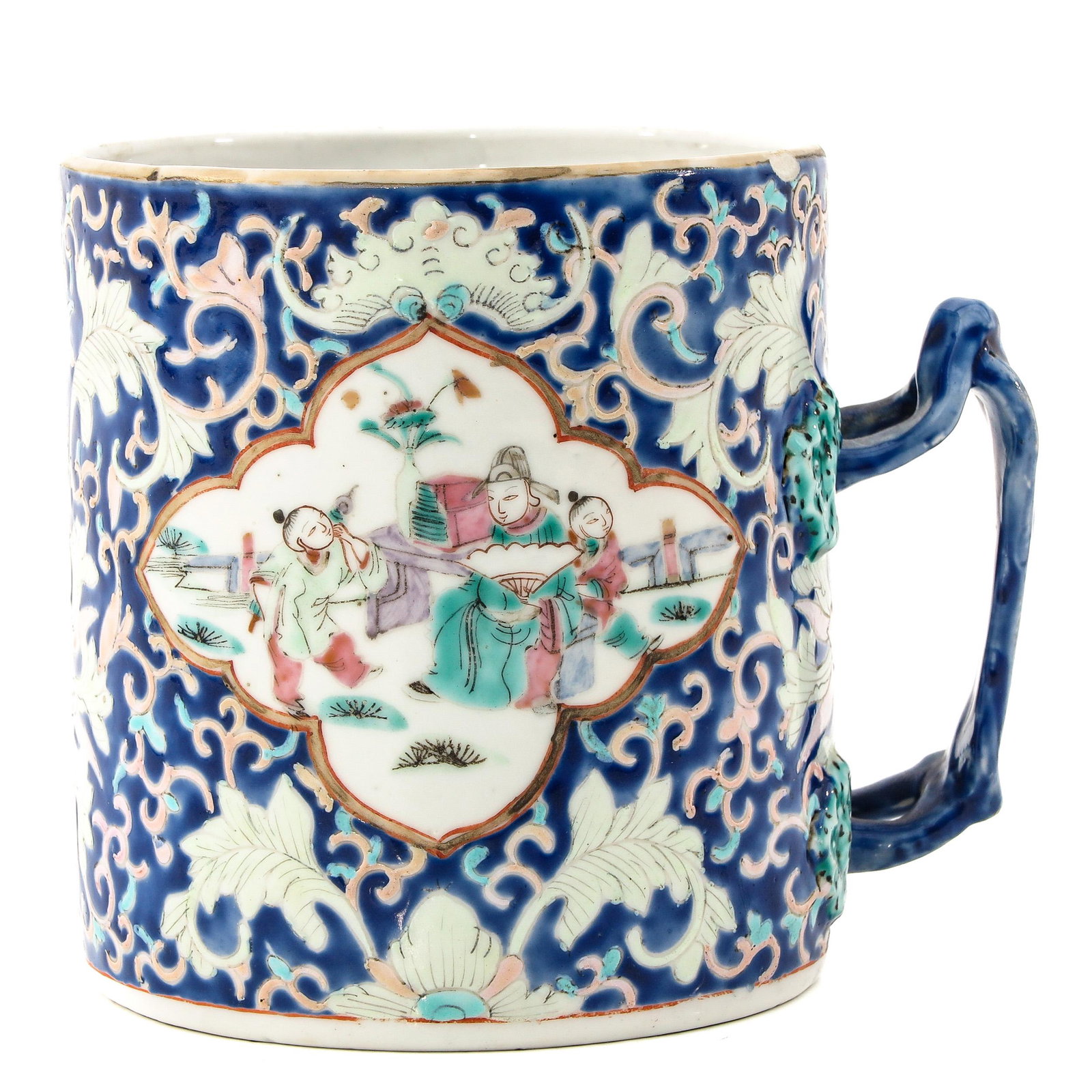 A Famille Rose Mug: Depicting scenes with Chinese figures in garden, 11 cm. tall, chip.