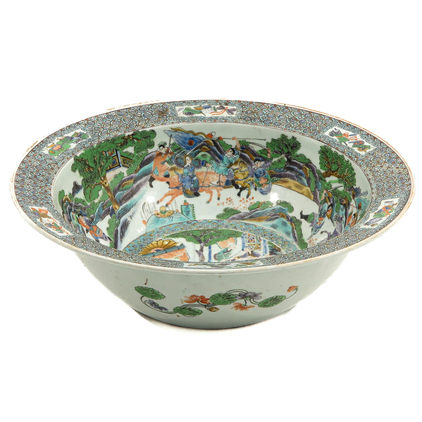 A Rare Famille Verte Wash Basin (1 of 9)