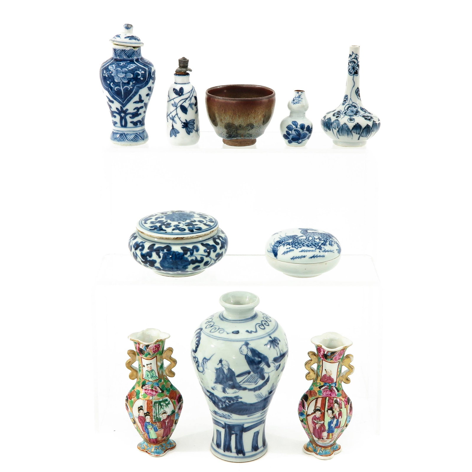 A Collection of Porcelain: 10 items, including vases, boxes with cover and cups, tallest vase is 14 cm., in diverse conditions.
