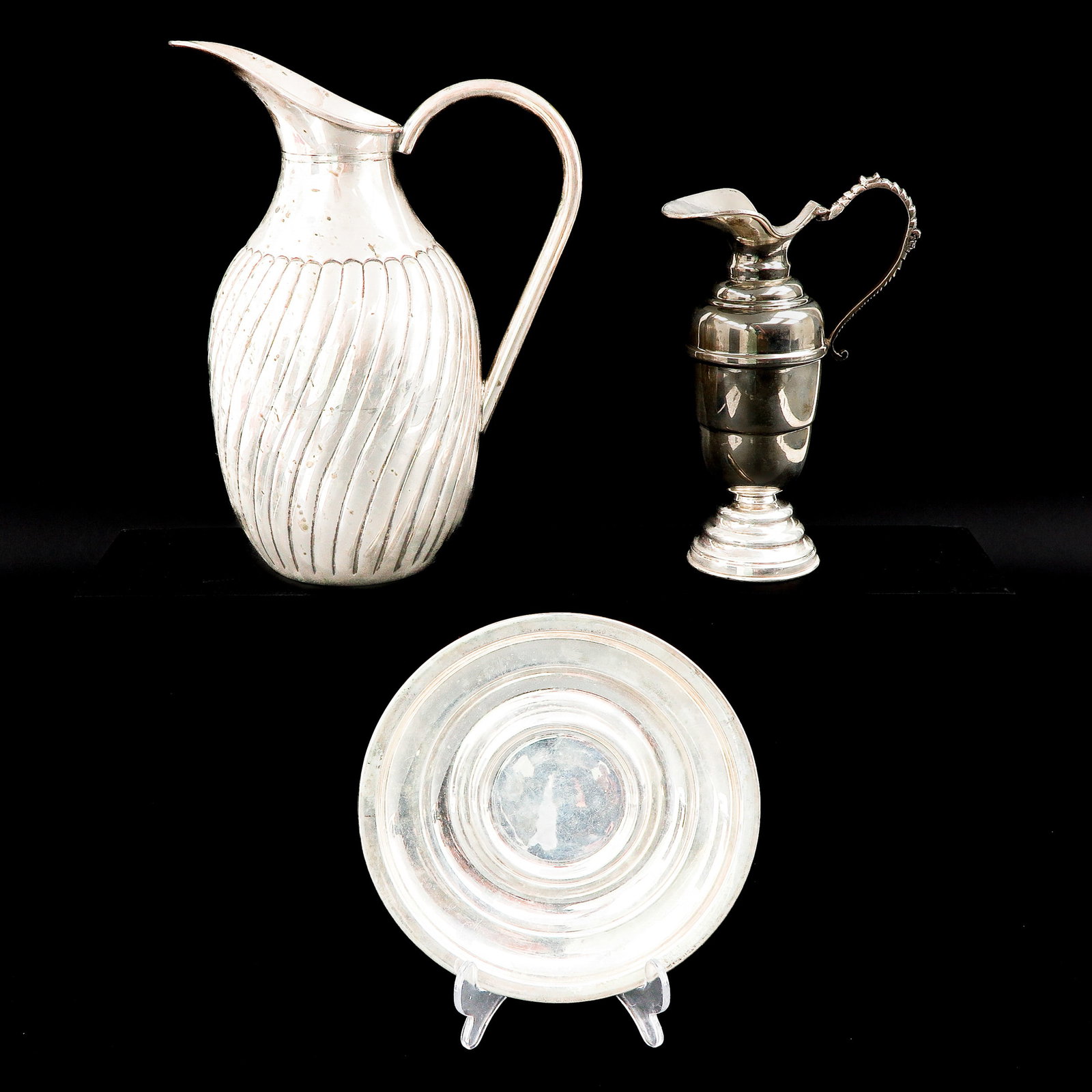 A Collection of Silver: Arabian marked, tallest is 25 cm.