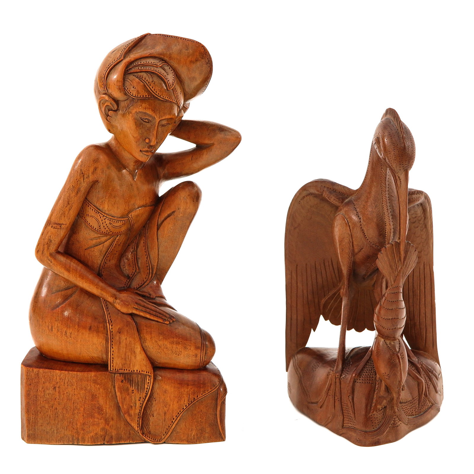 A Lot of 2 Carved Wood Sculptures: Indonesia, tallest is 27 cm.