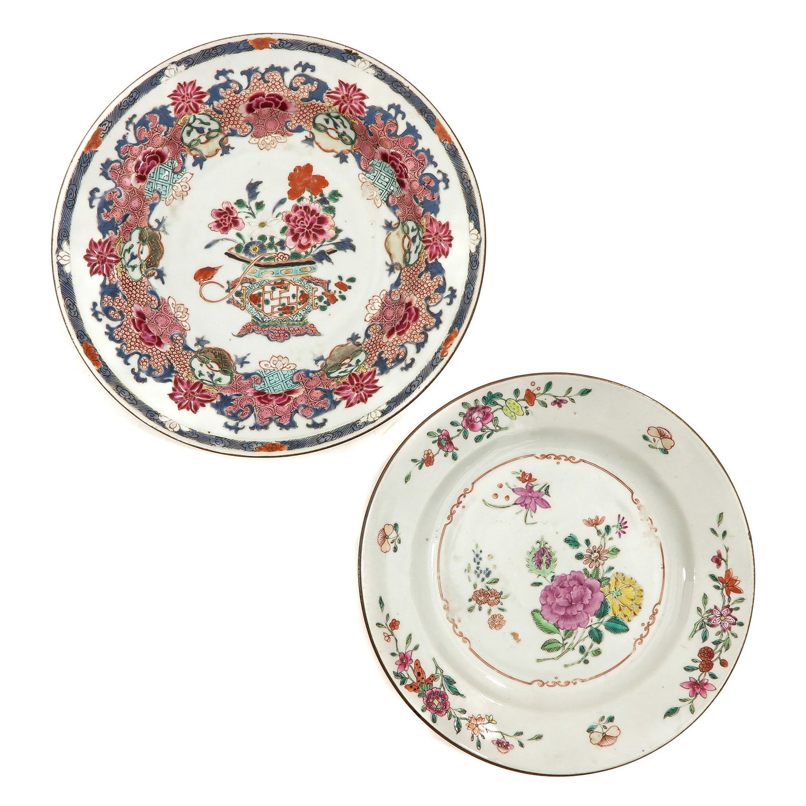 A Lot of 2 Famille Rose Plates (1 of 10)
