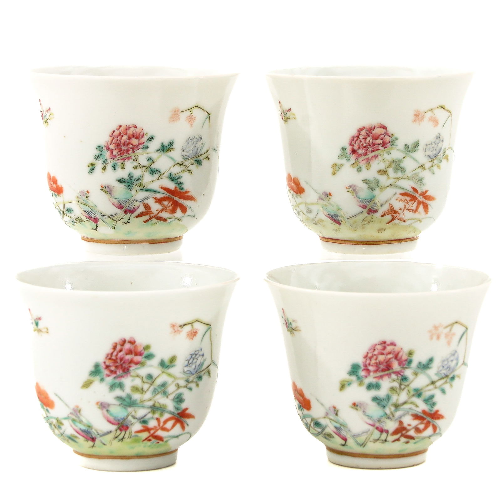 A Collection of 4 Famille Rose Cups (1 of 9)
