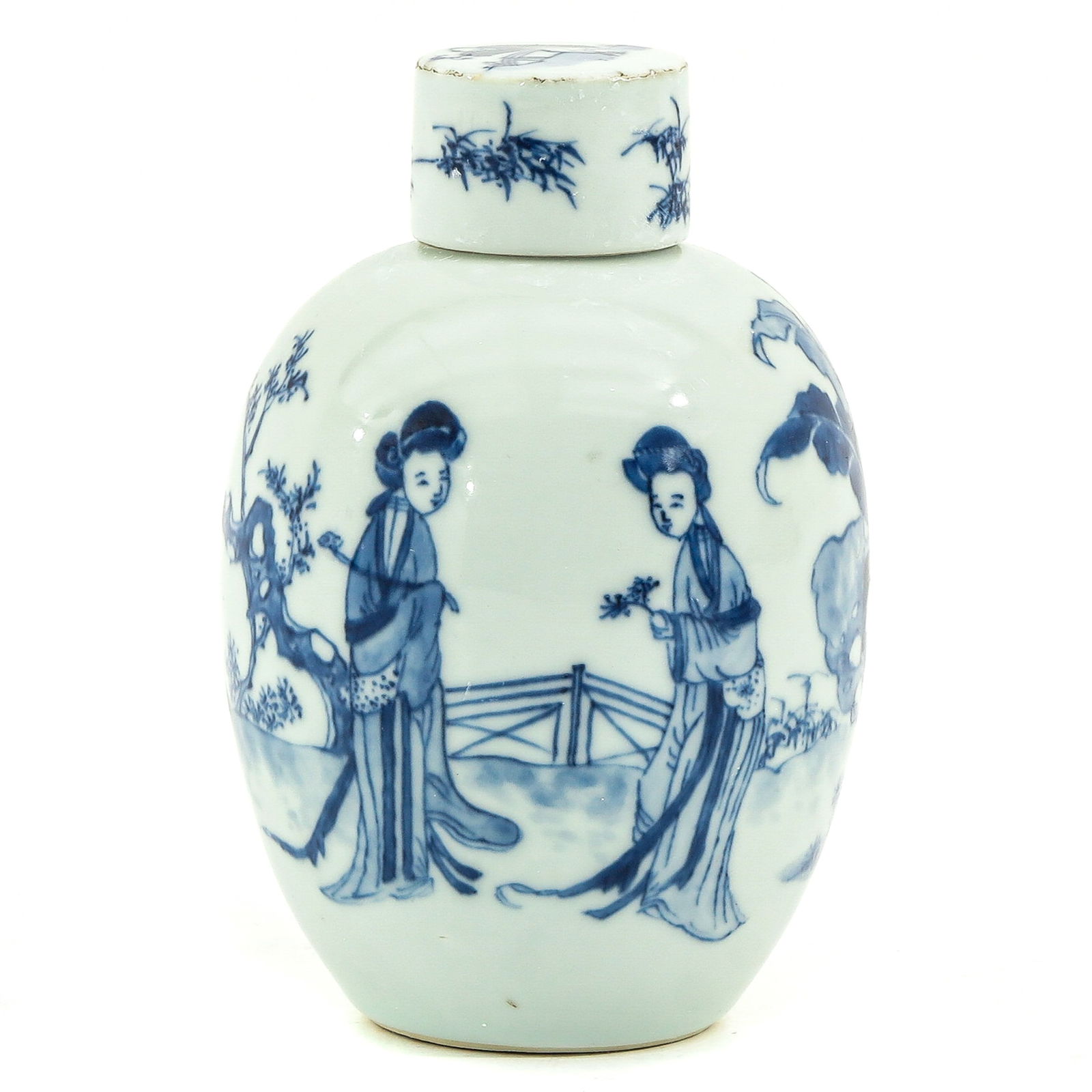 A Blue and White Tea Box (1 of 9)