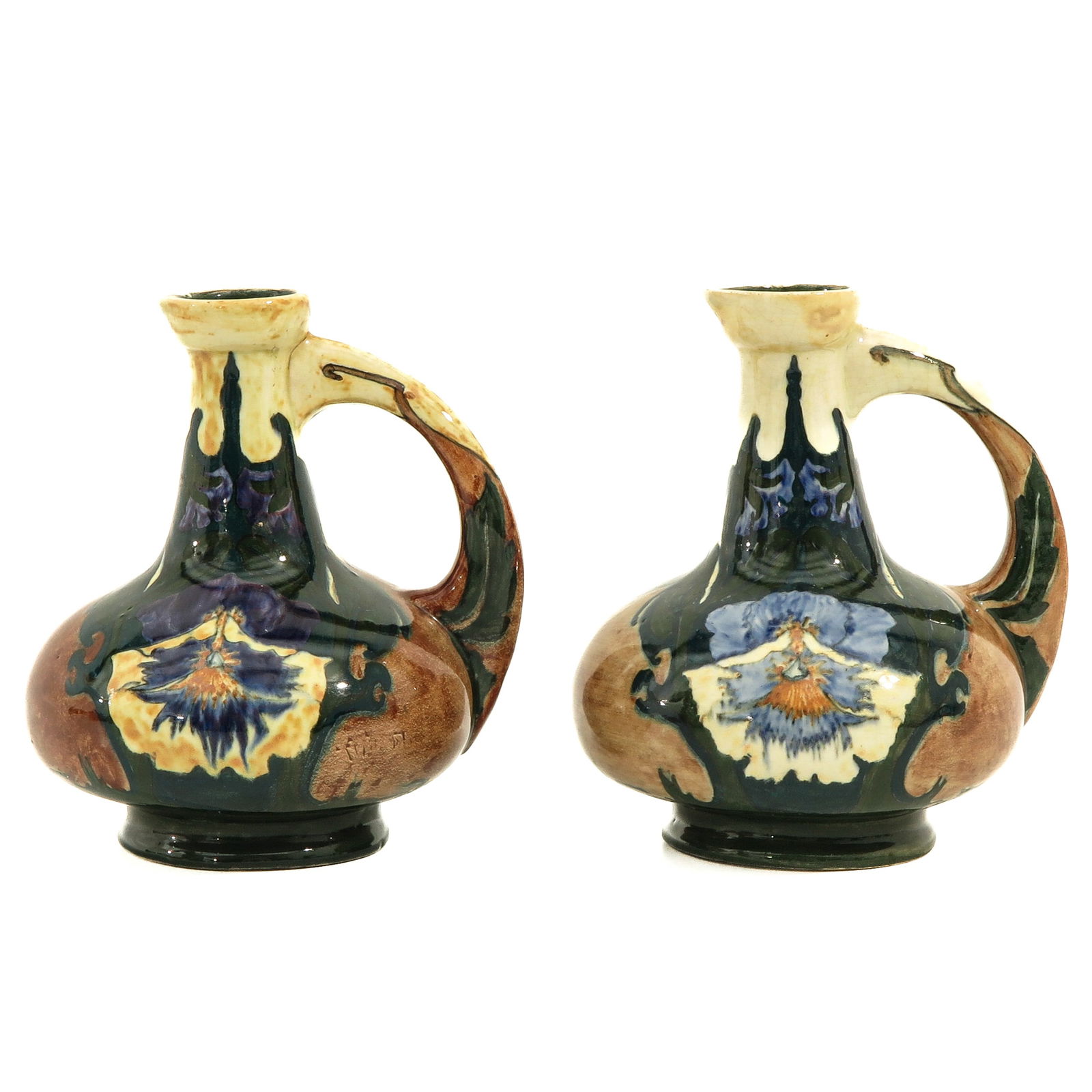 A Lot of 2 Pottery Jugs (1 of 9)