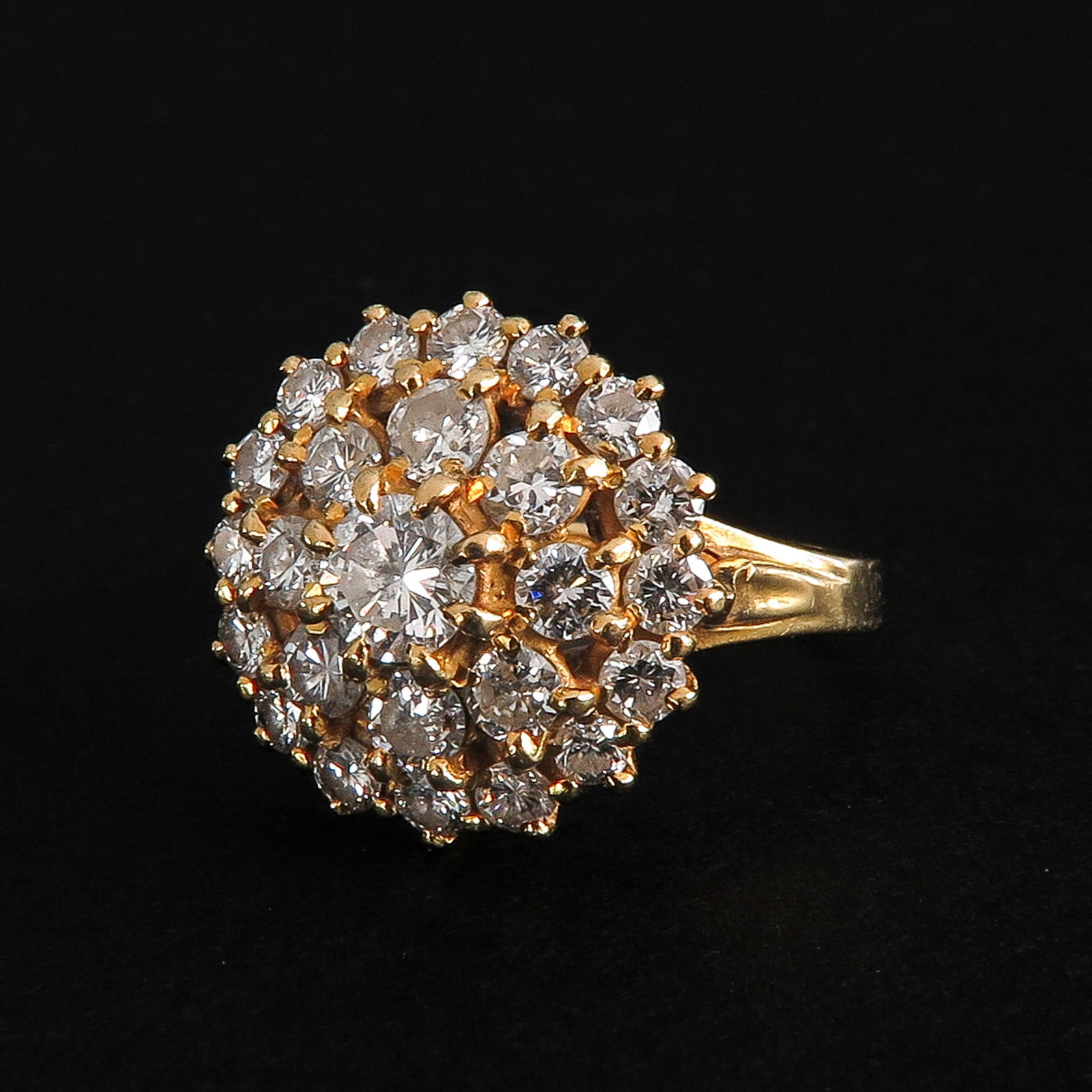 A 22KG Ladies Diamond Ring (1 of 4)