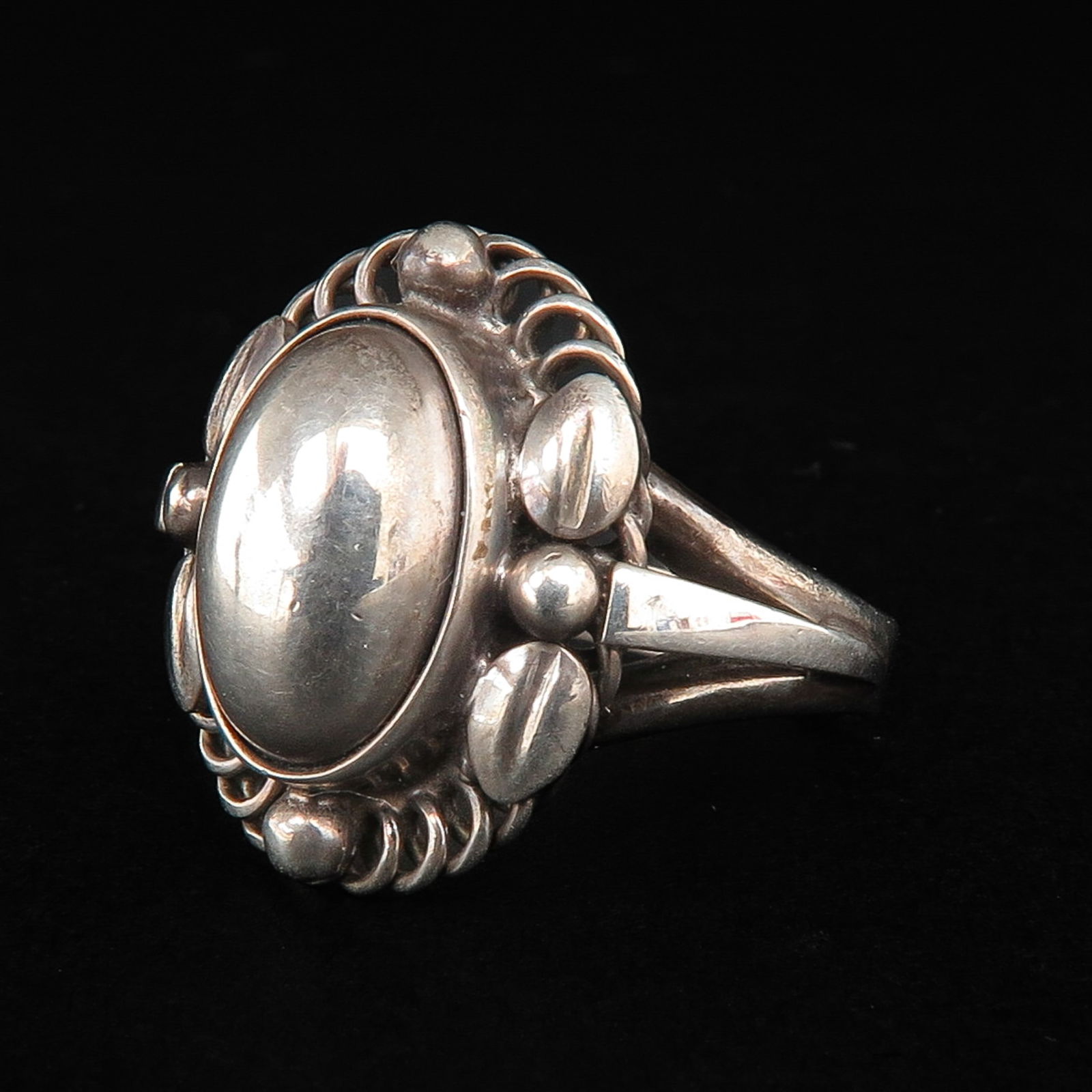 A Silver Georg Jensen Ring (1 of 4)