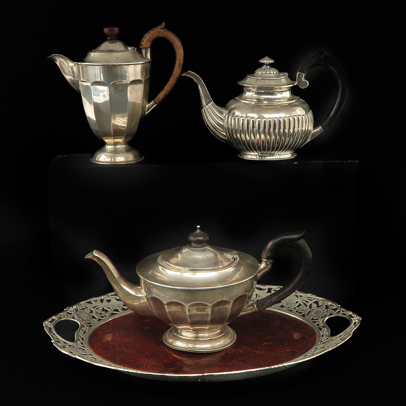 A Collection of Silver Items (1 of 10)