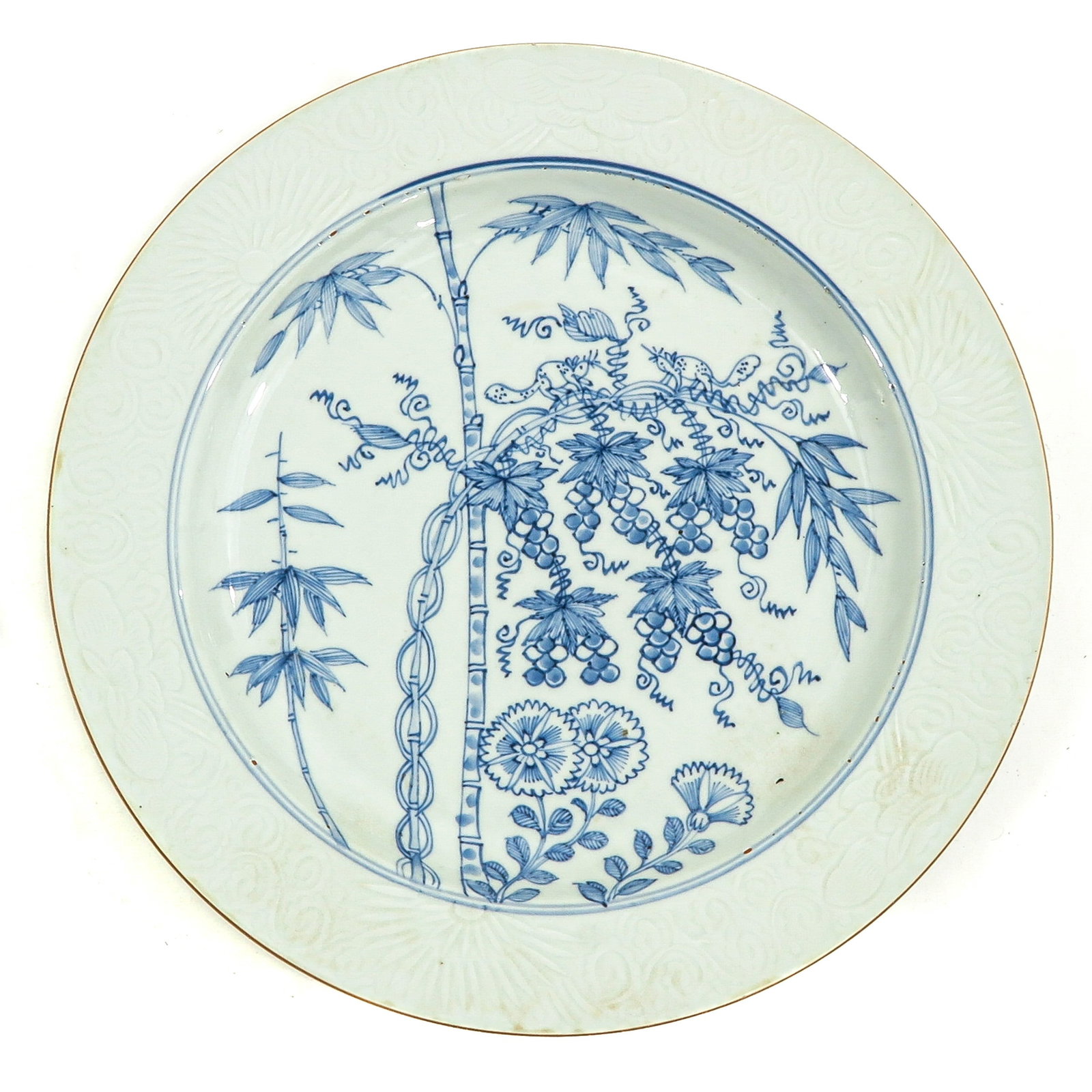 A Blue and White Charger: Bianco Sopra decor squirrel, 31 cm. in diameter.