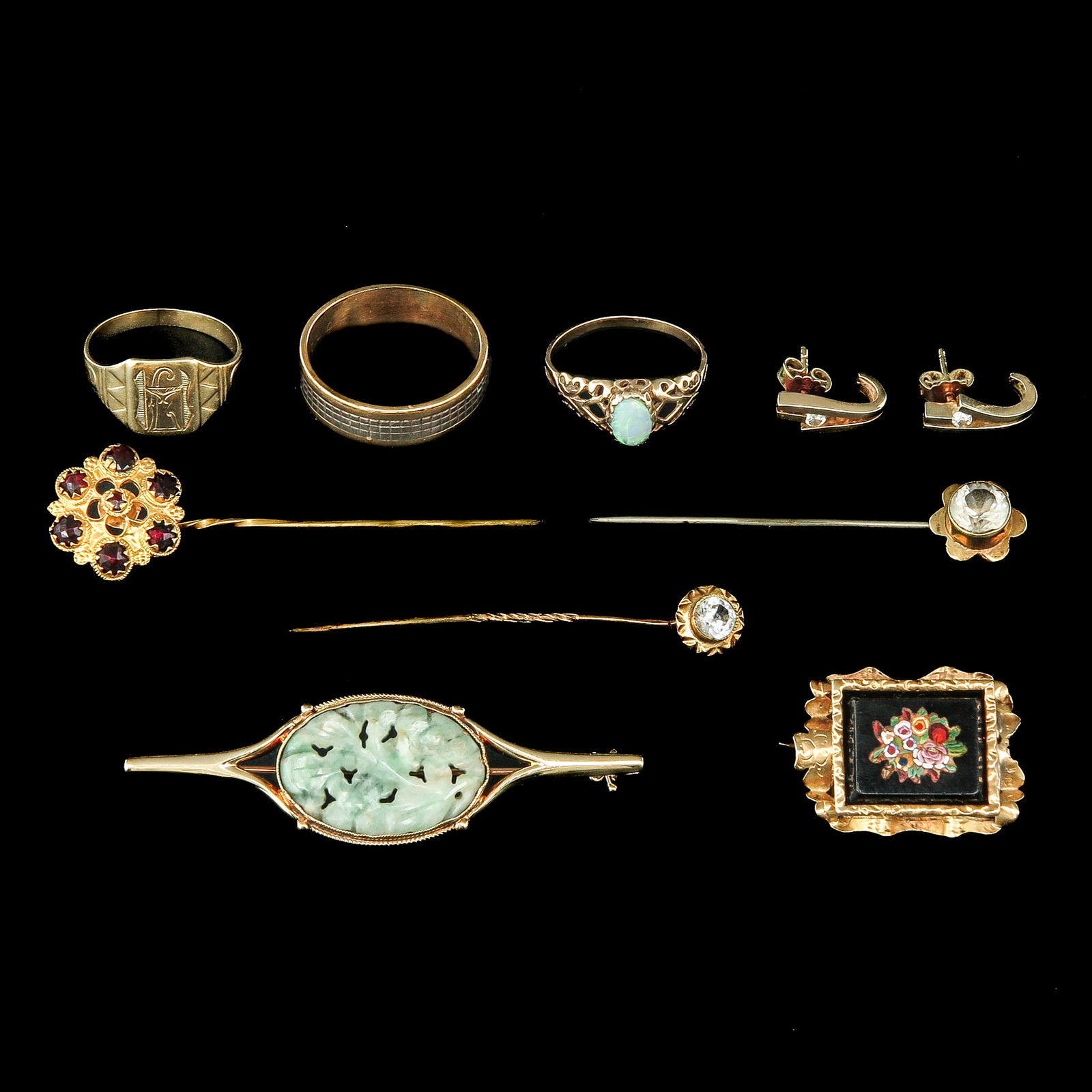 A Collection of Jewelry (1 of 10)