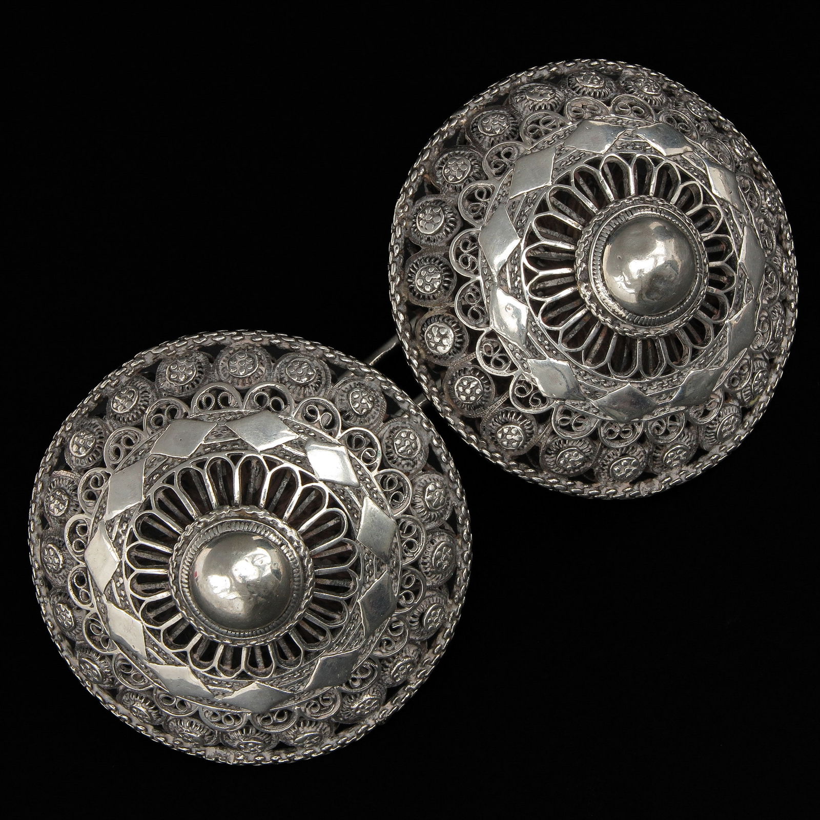 A Pair of Childrens Silver Dutch Broekstukken: South Beveland, diameter 6 cm.