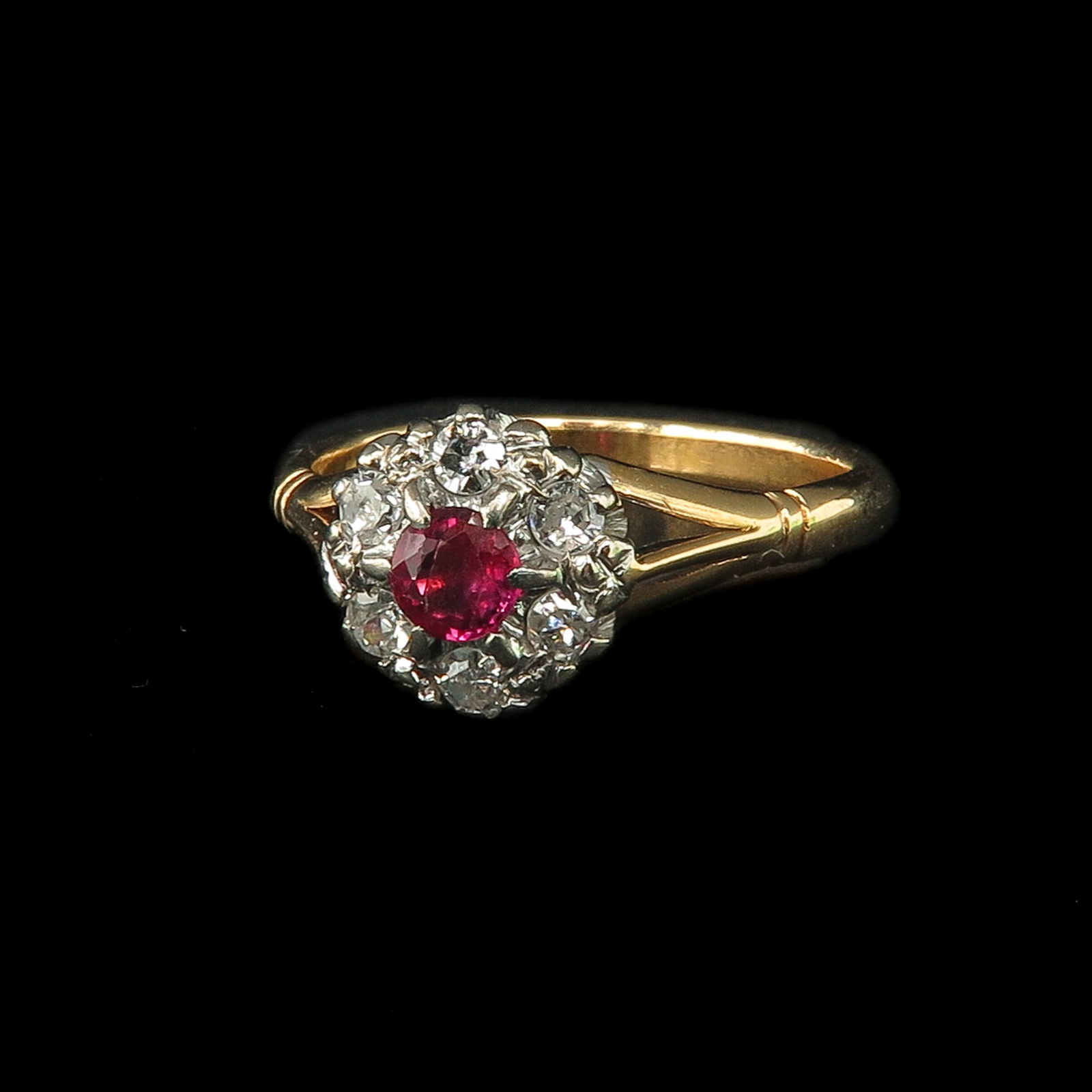A Ladies Ruby and Diamond Ring (1 of 4)
