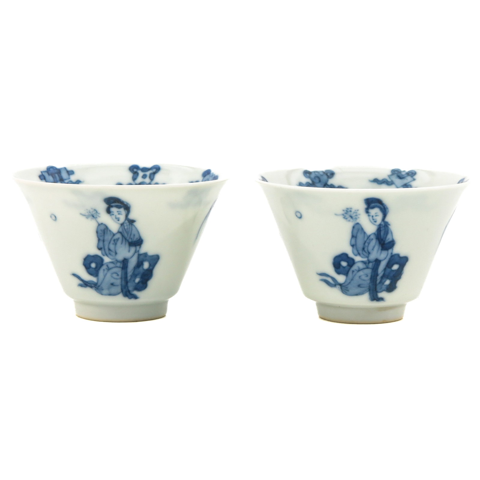 A Pair of Blue and White Cups: Depicting Chinese figures and willow tree, Chenghua mark, 7 cm. in diameter.