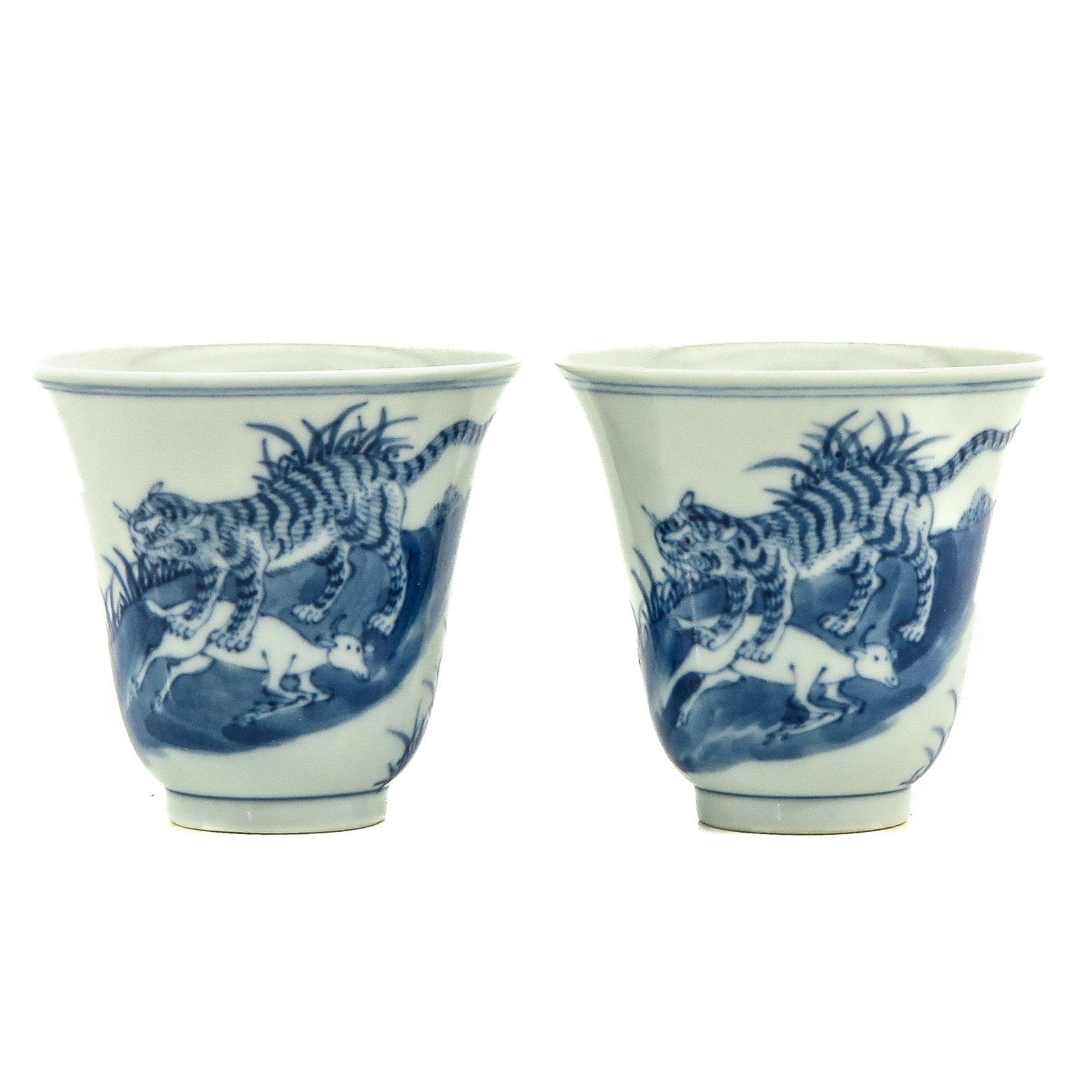 A Pair of Blue and White Cups: Depicting tigers, 8 cm. in diameter.