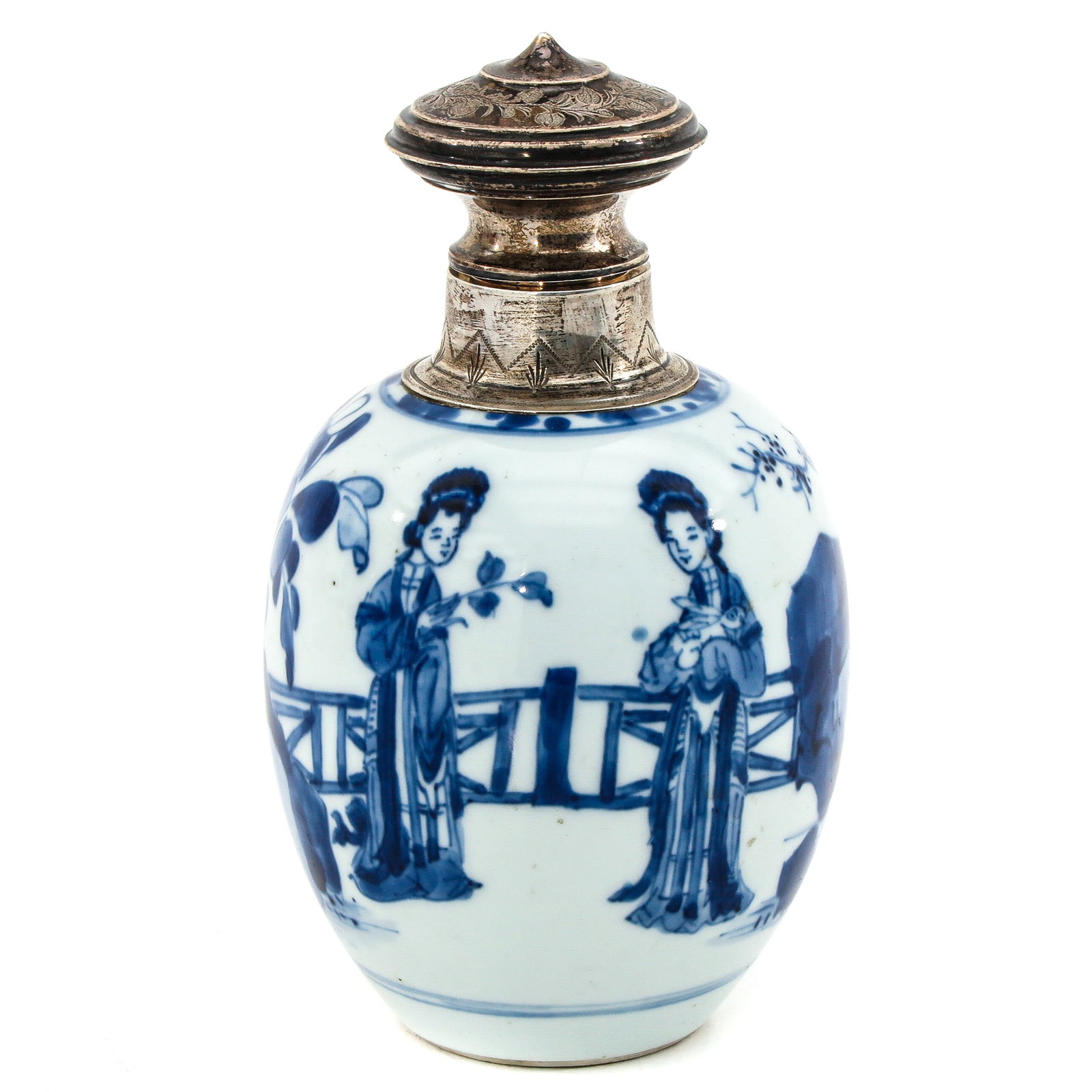 A Blue and White Tea Box (1 of 10)