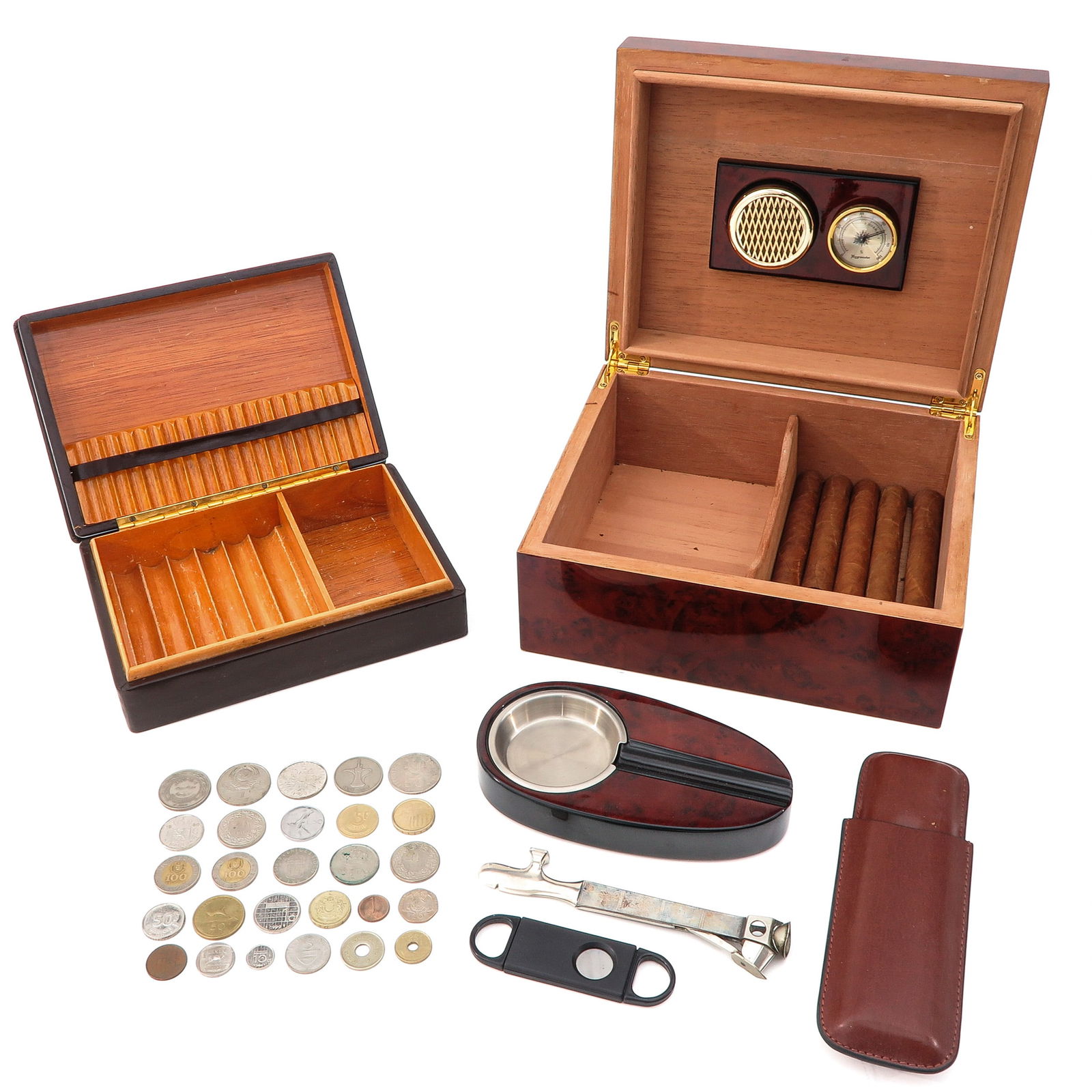 A Lot of 2 Humidors (1 of 9)
