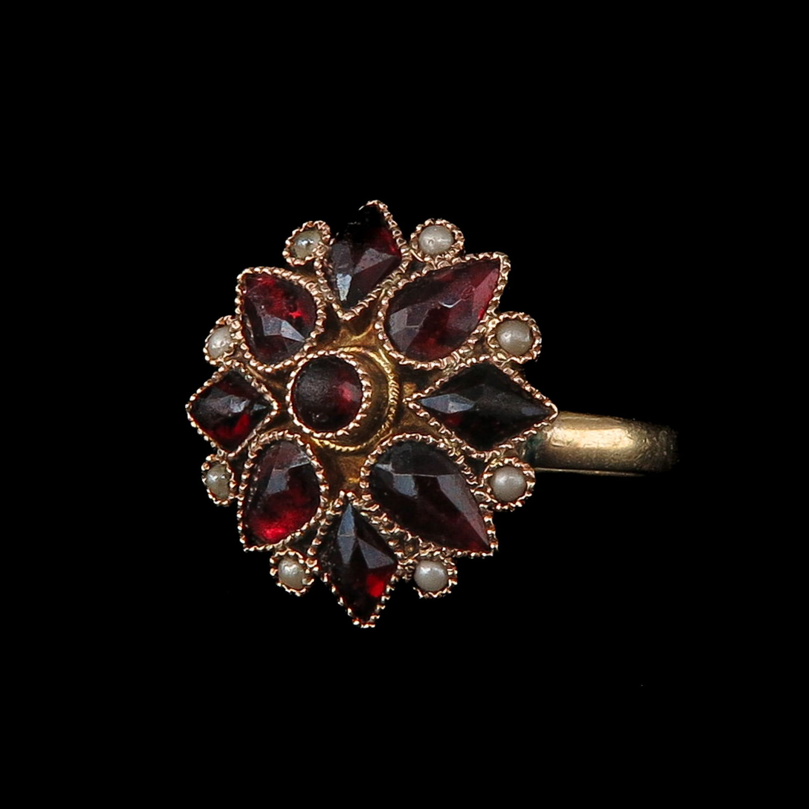 A Ladies Garnet Ring (1 of 3)